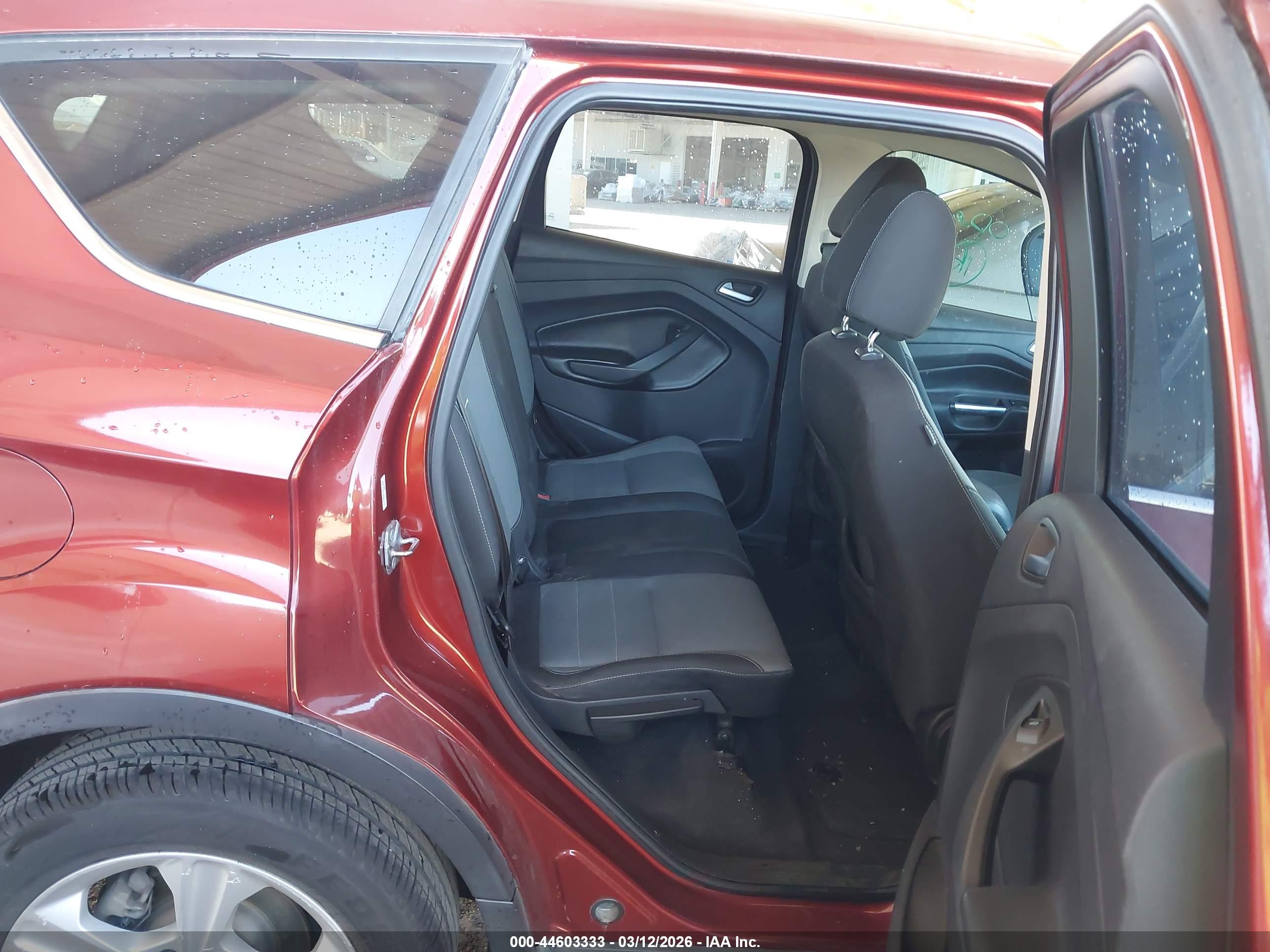 FORD ESCAPE image 8