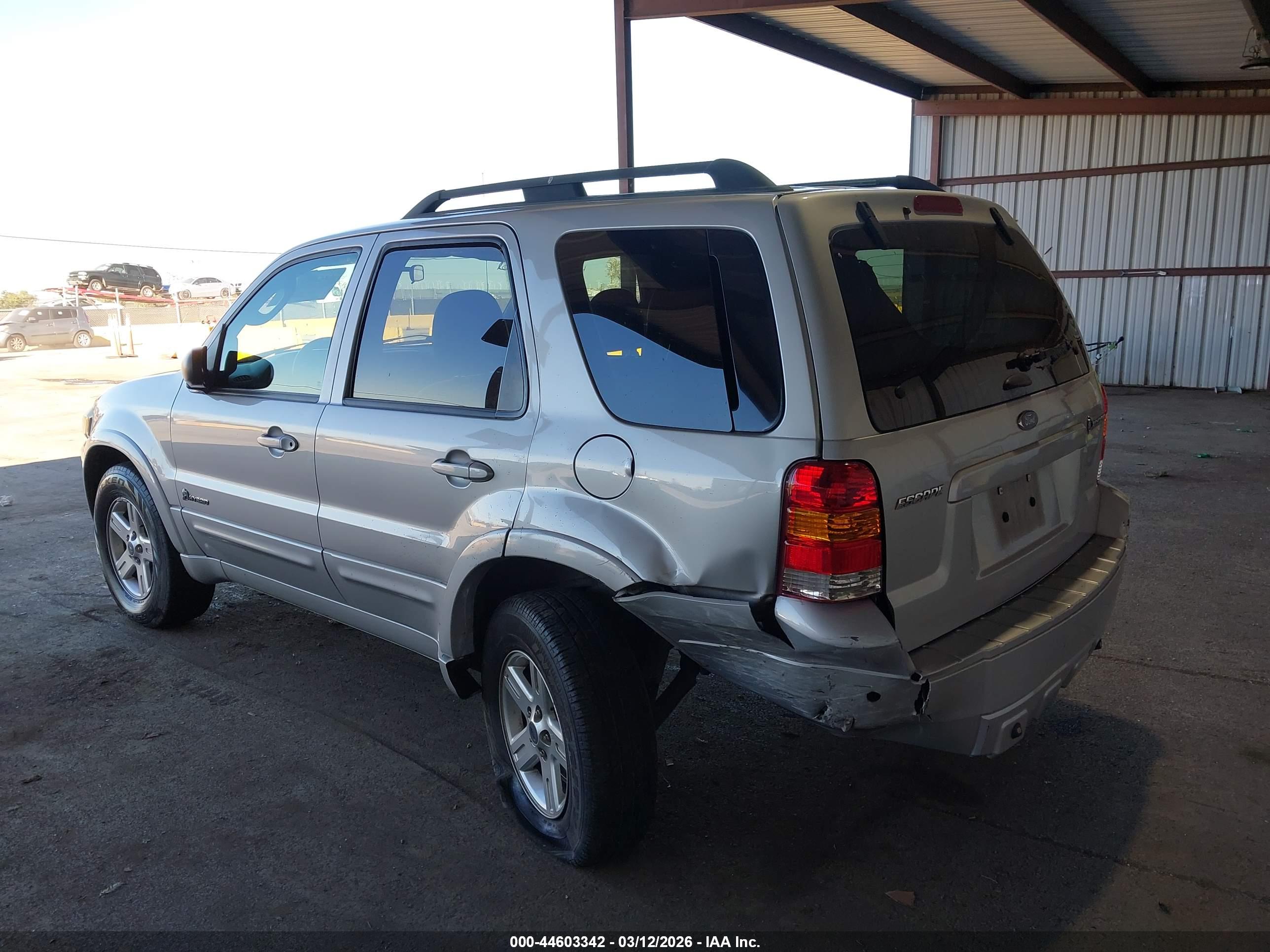 FORD ESCAPE image 6