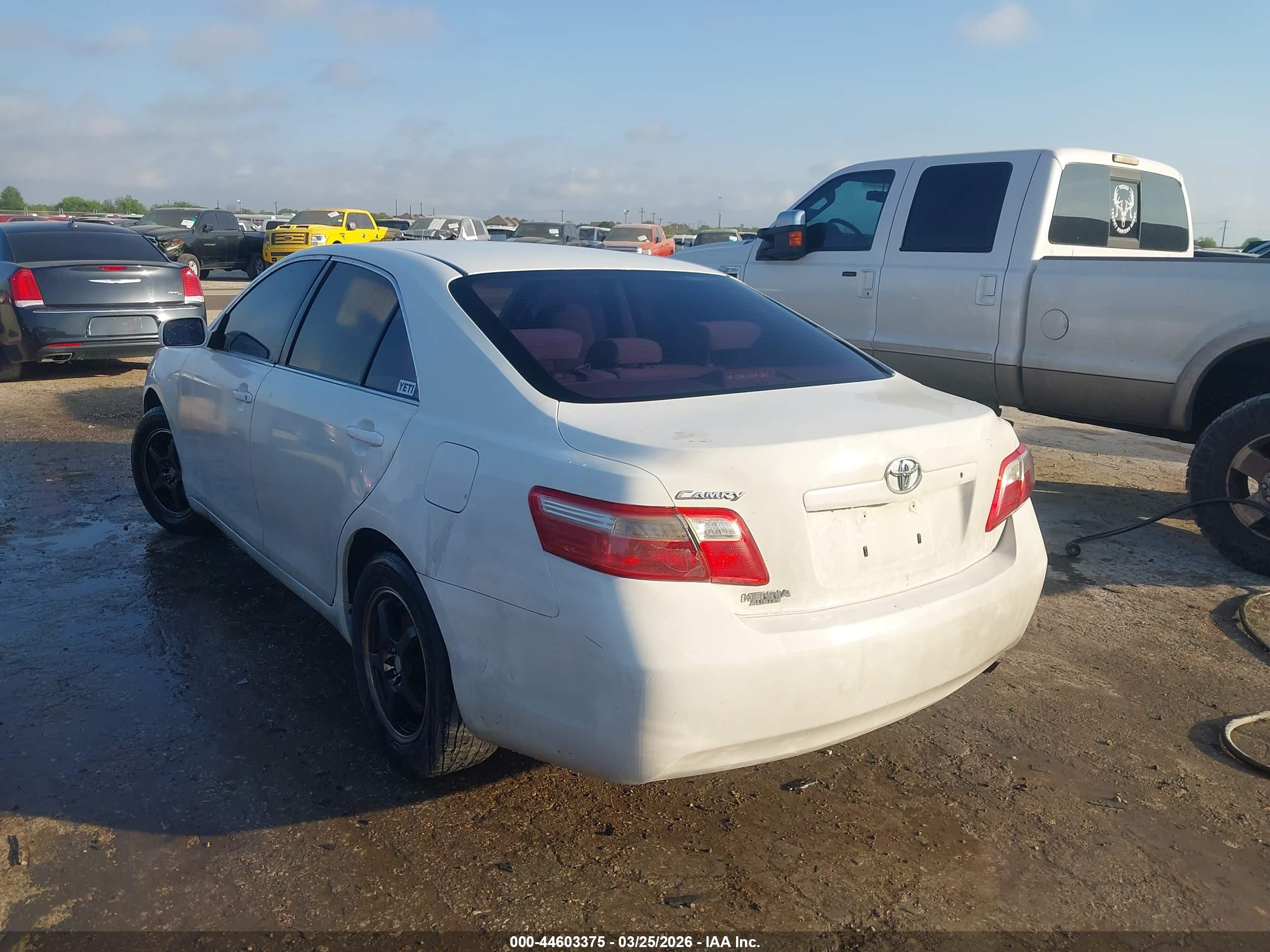 TOYOTA CAMRY image 6