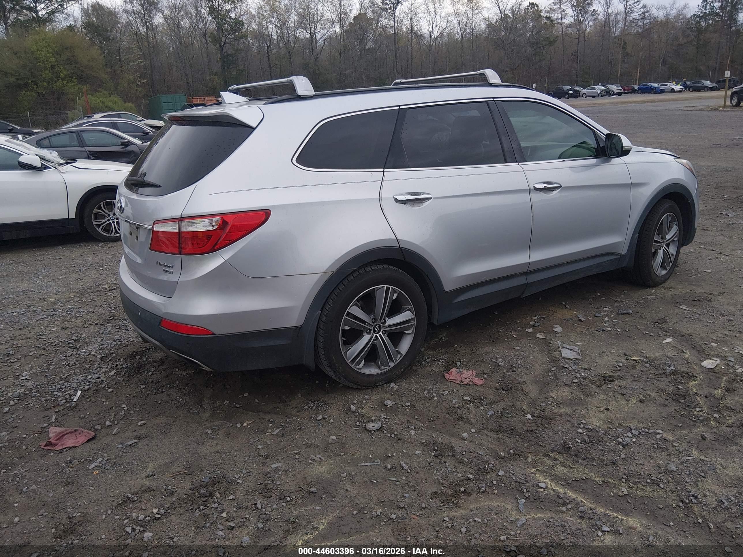 HYUNDAI SANTA image 4