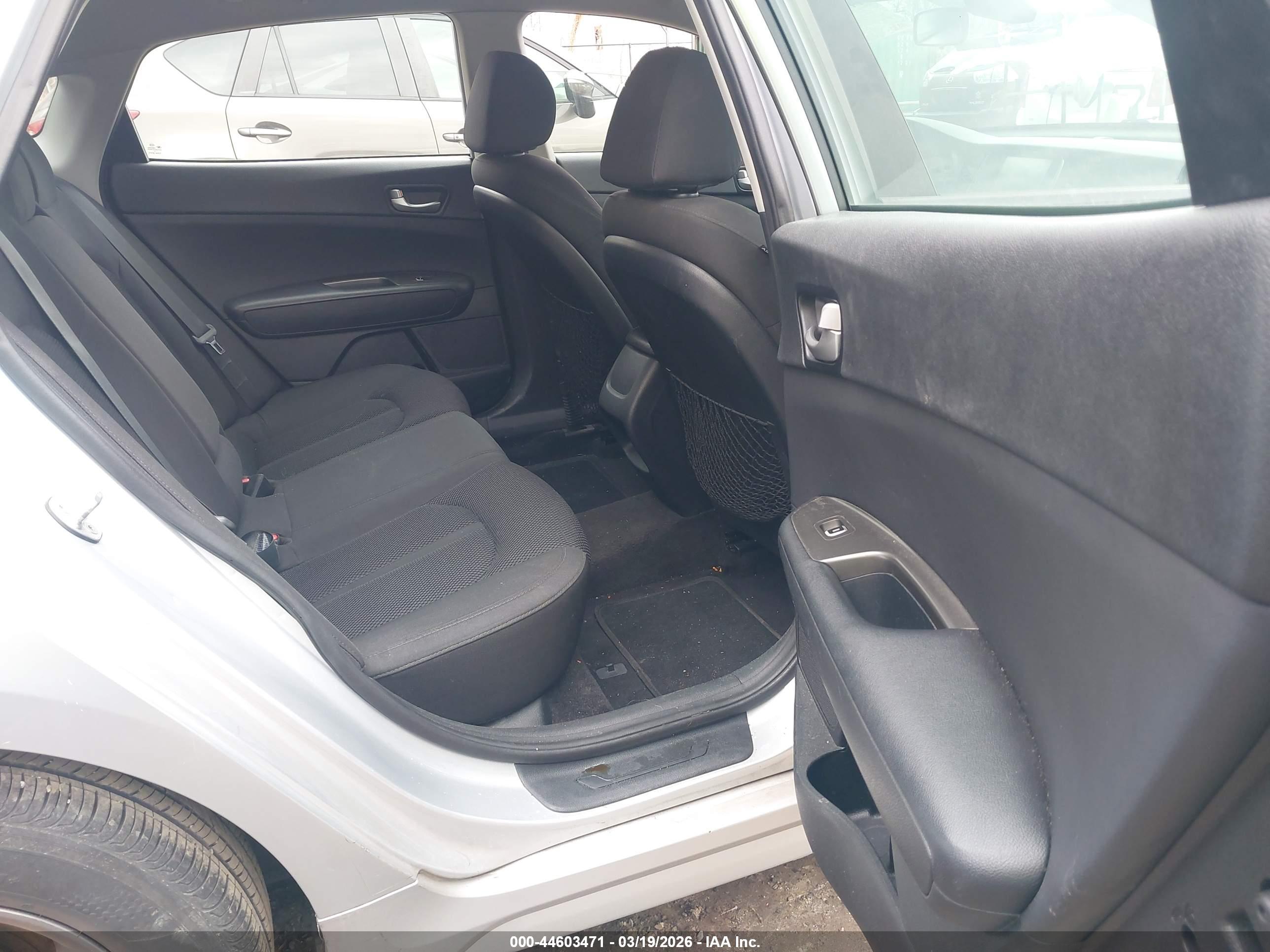 KIA OPTIMA image 8
