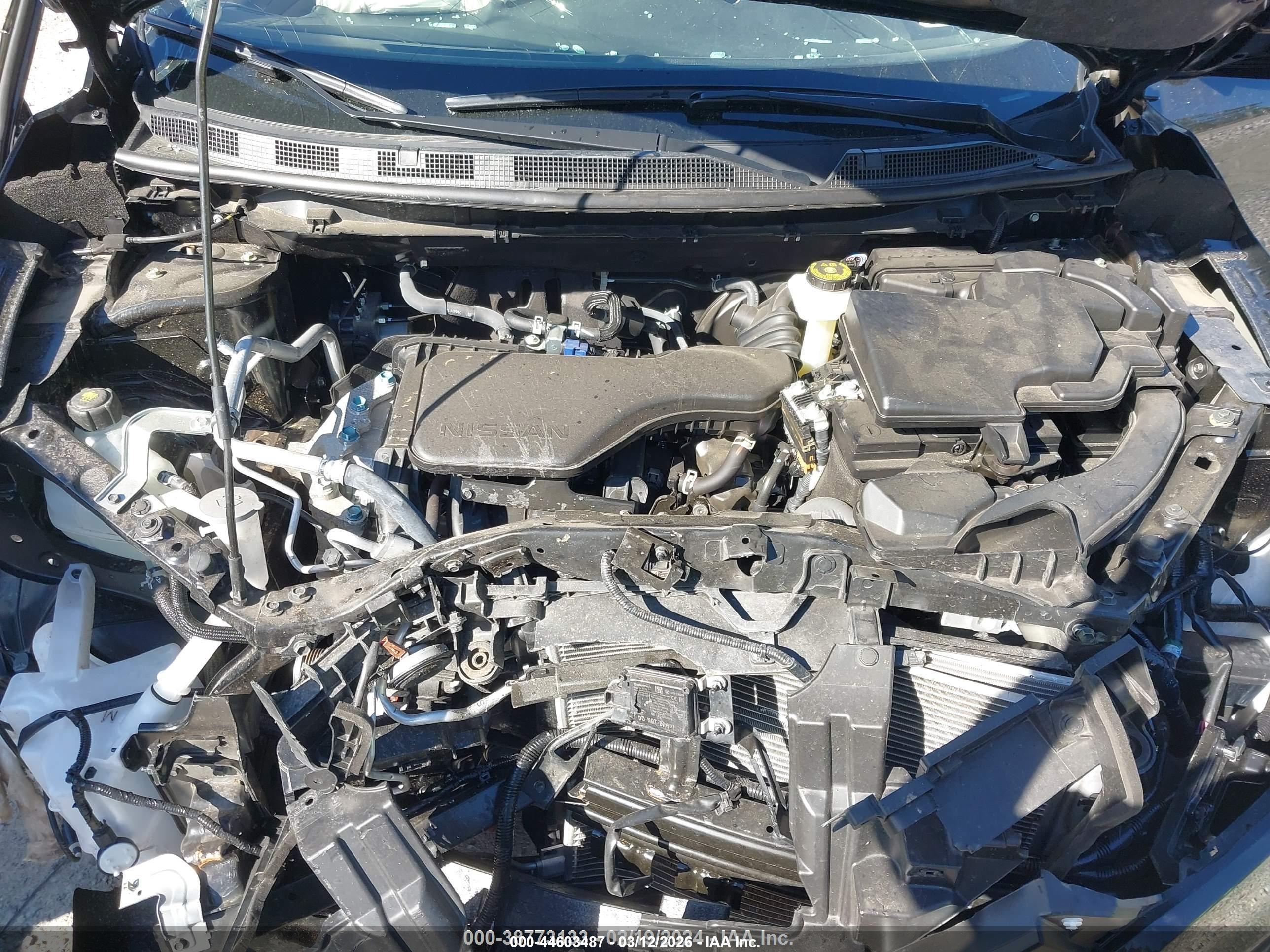 NISSAN ROGUE image 10