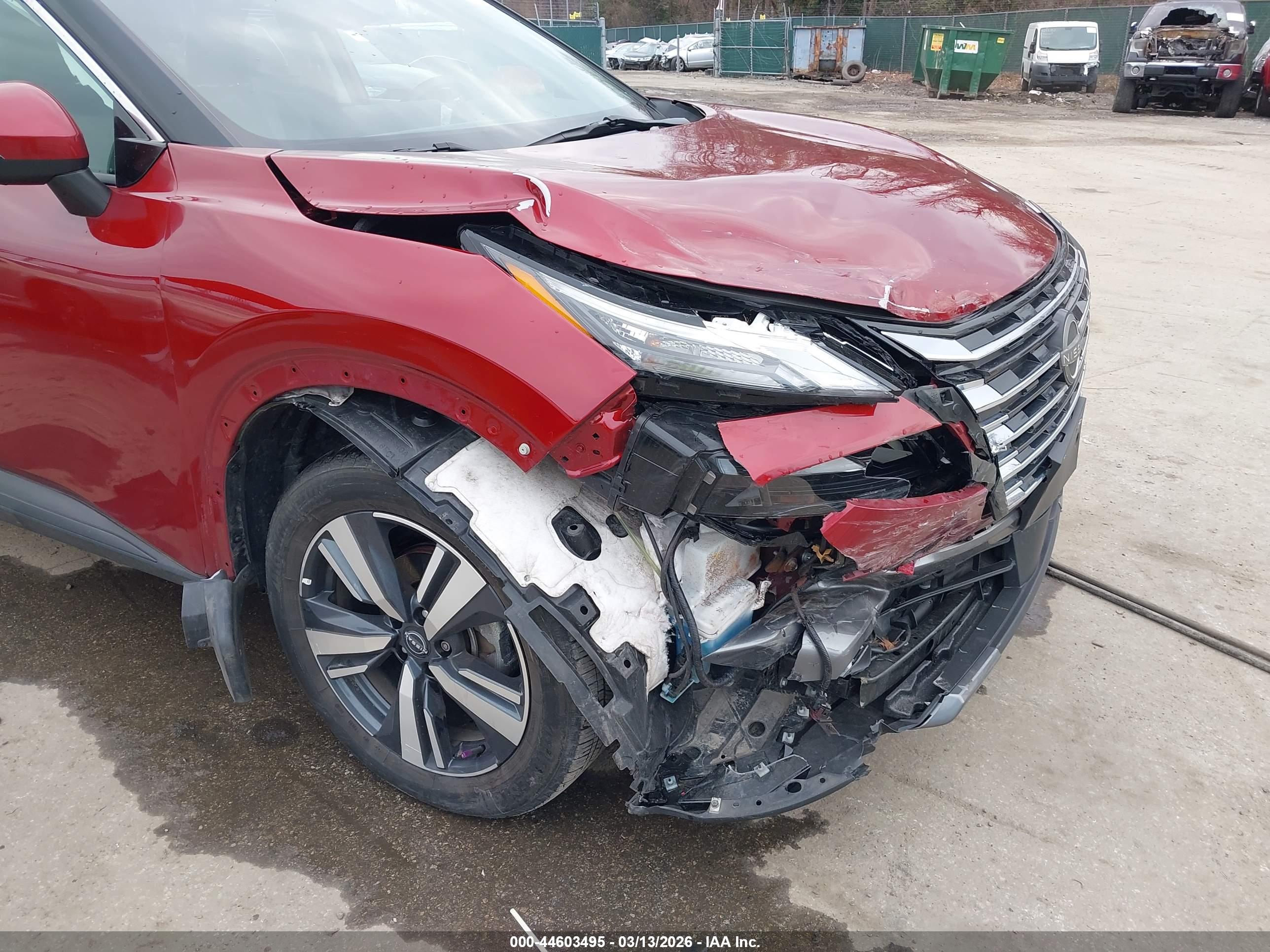 NISSAN ROGUE image 6