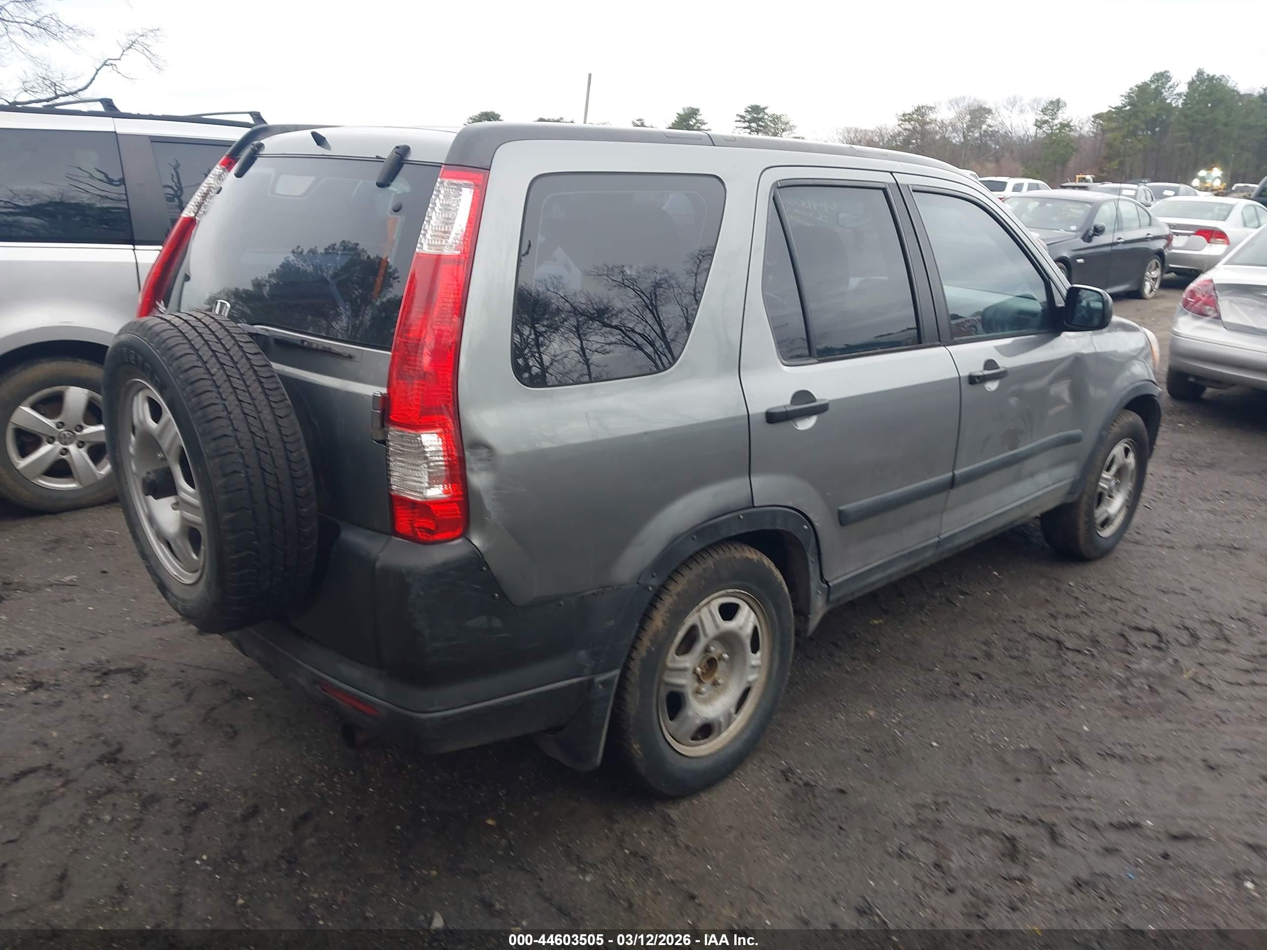 HONDA CR-V image 4