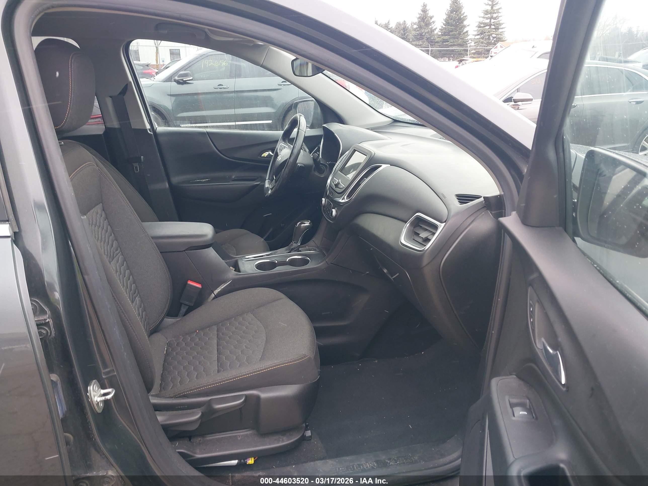 CHEVROLET EQUINOX image 5