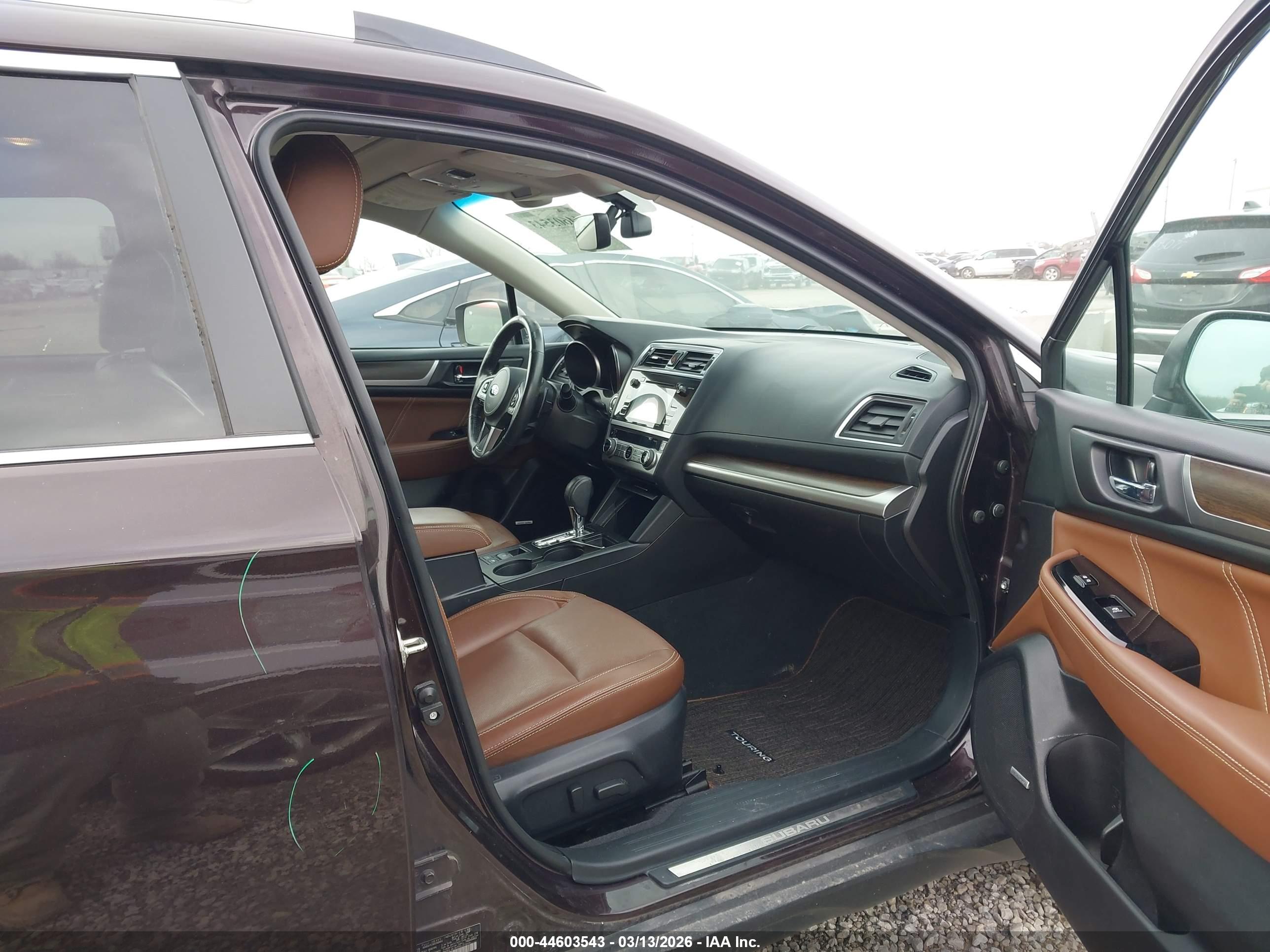 SUBARU OUTBACK image 5