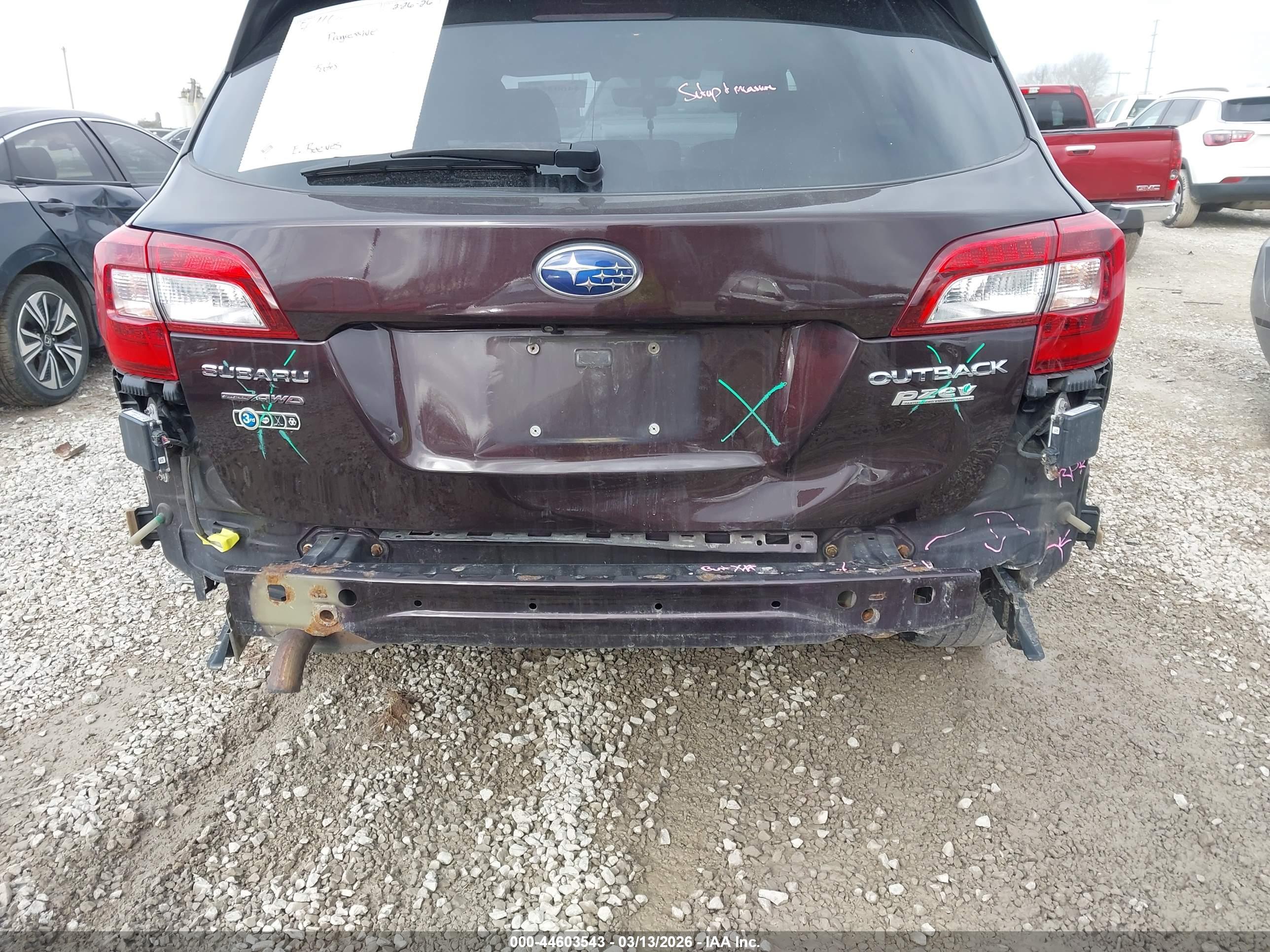 SUBARU OUTBACK image 6