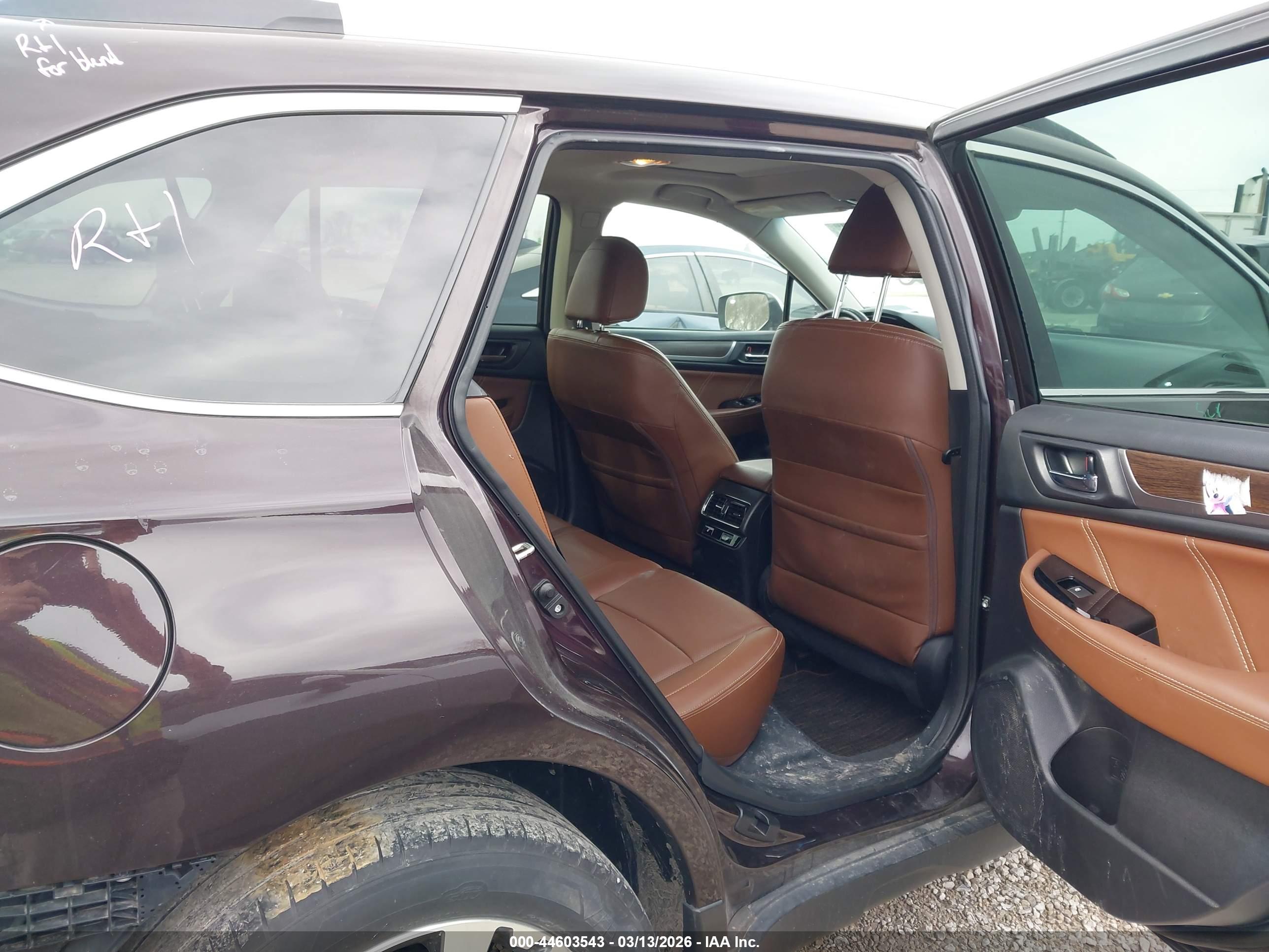 SUBARU OUTBACK image 8