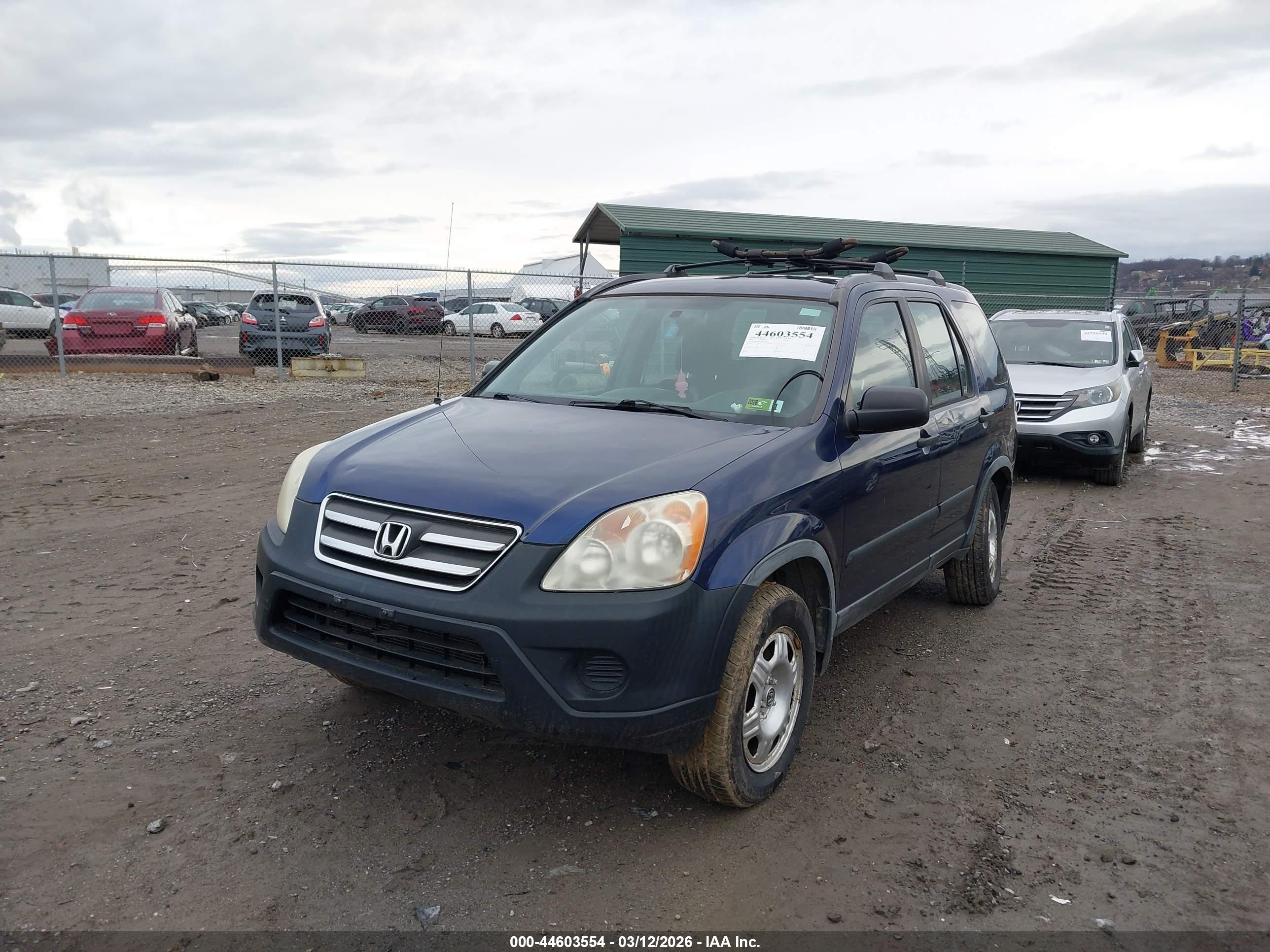 HONDA CR-V image 2