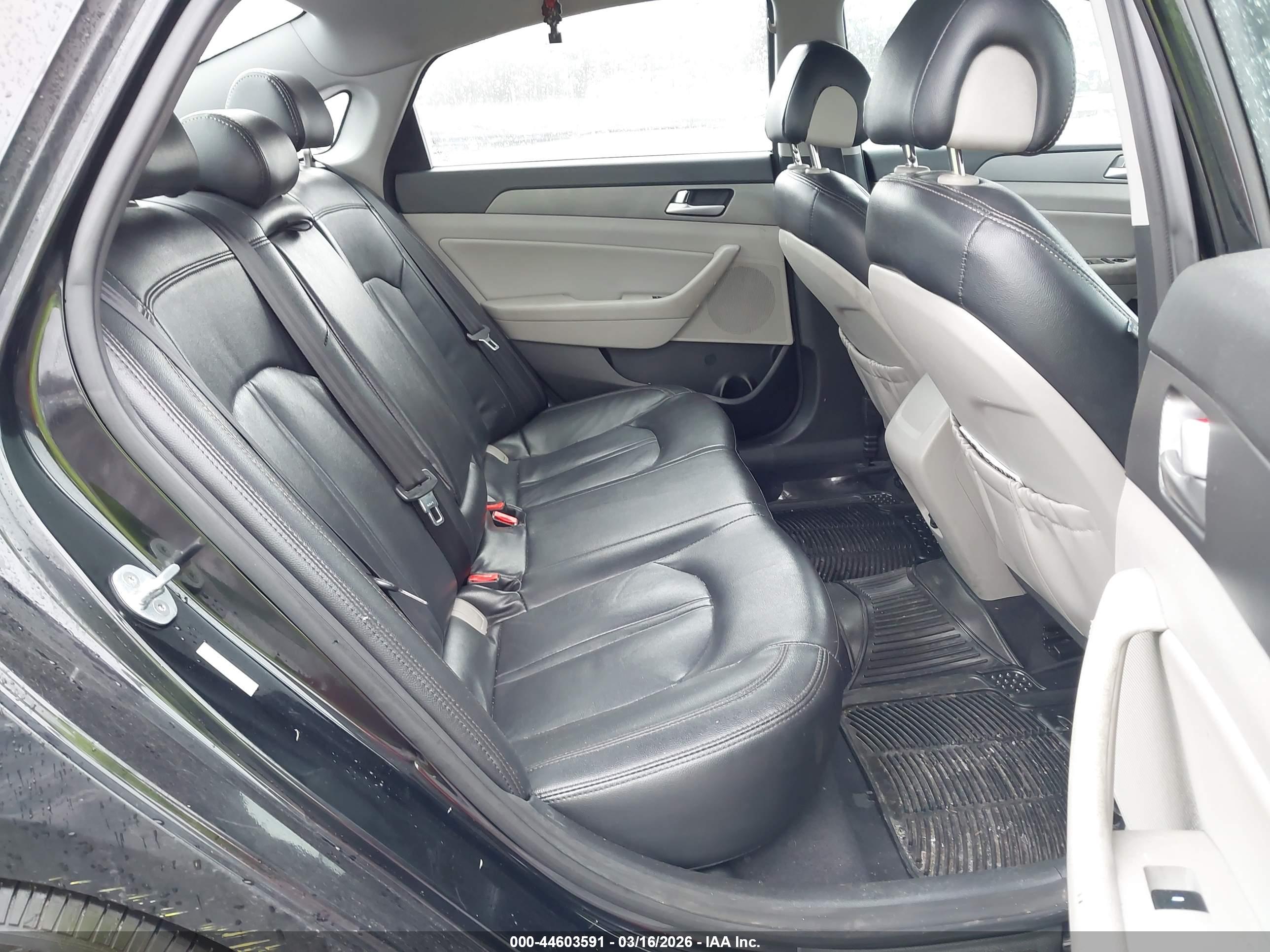 HYUNDAI SONATA image 8