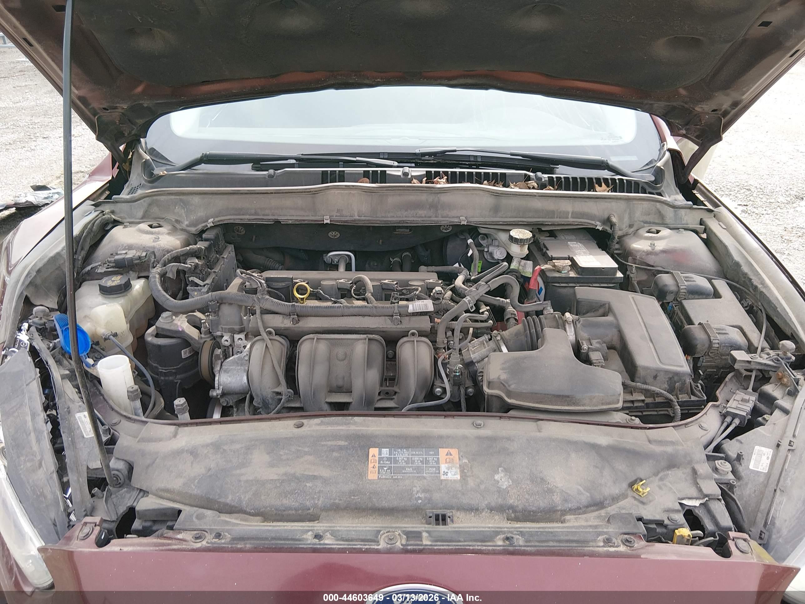 FORD FUSION image 10