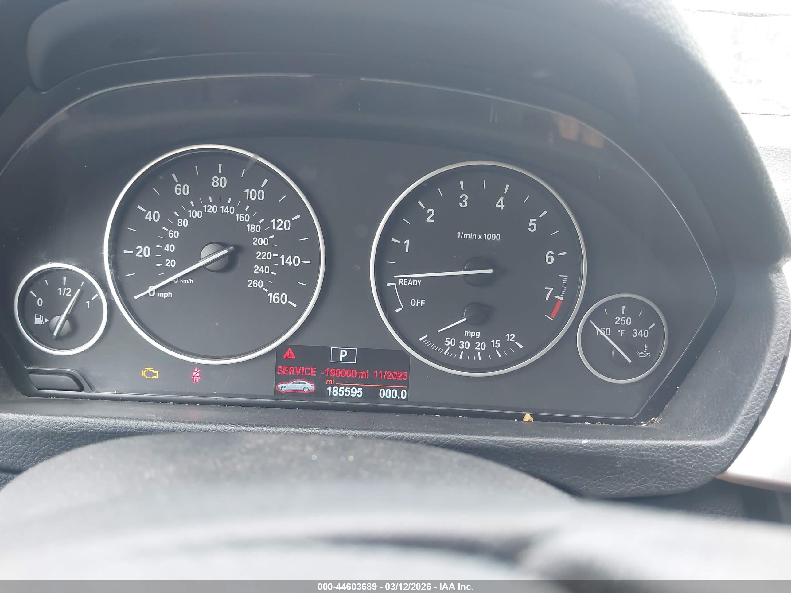 BMW 320I image 7