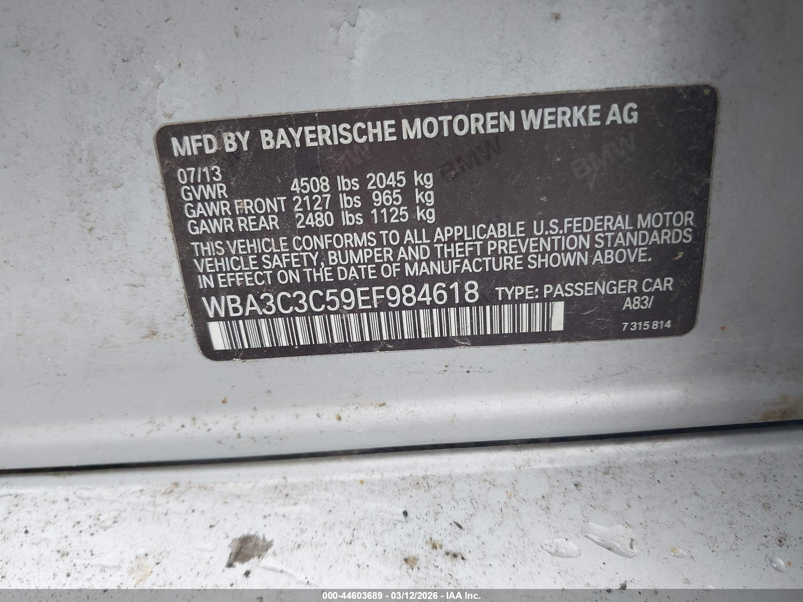 BMW 320I image 9