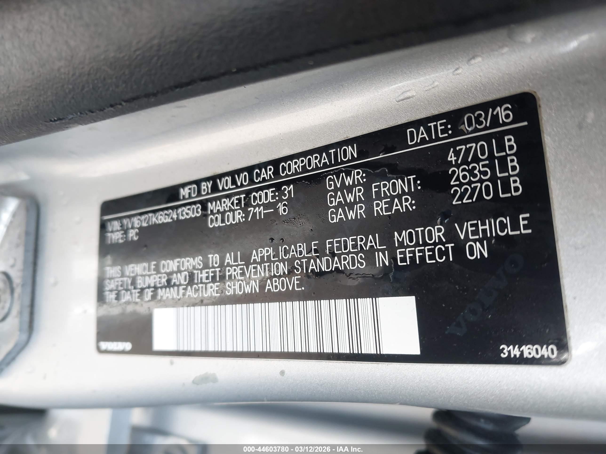 VOLVO S60 image 9