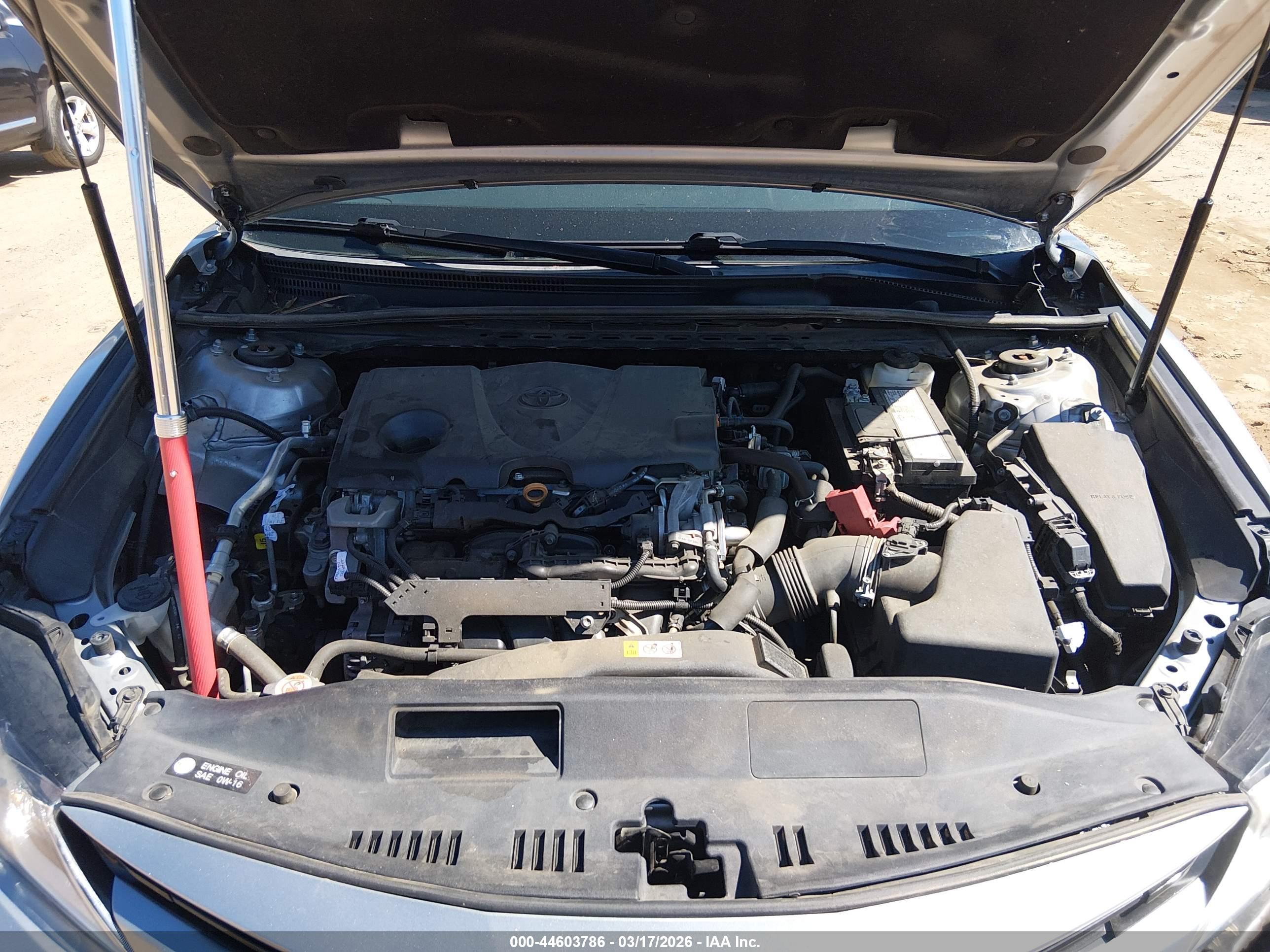 TOYOTA CAMRY image 10