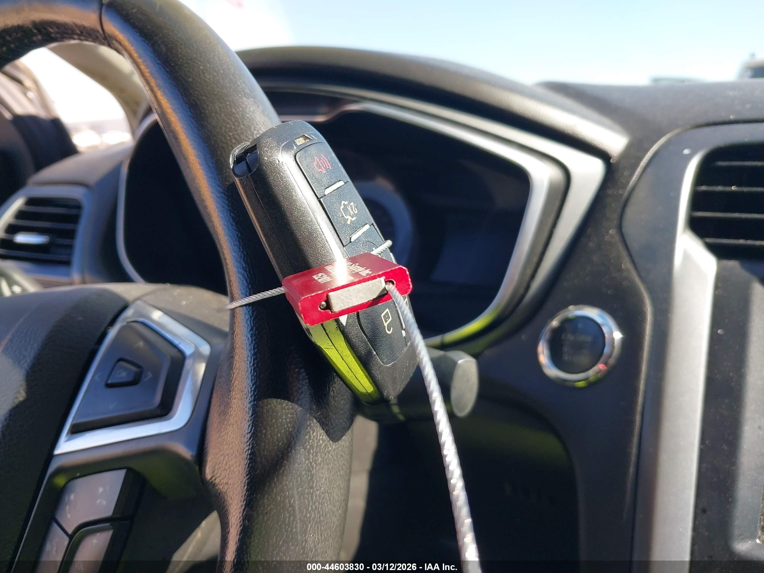 FORD FUSION image 11
