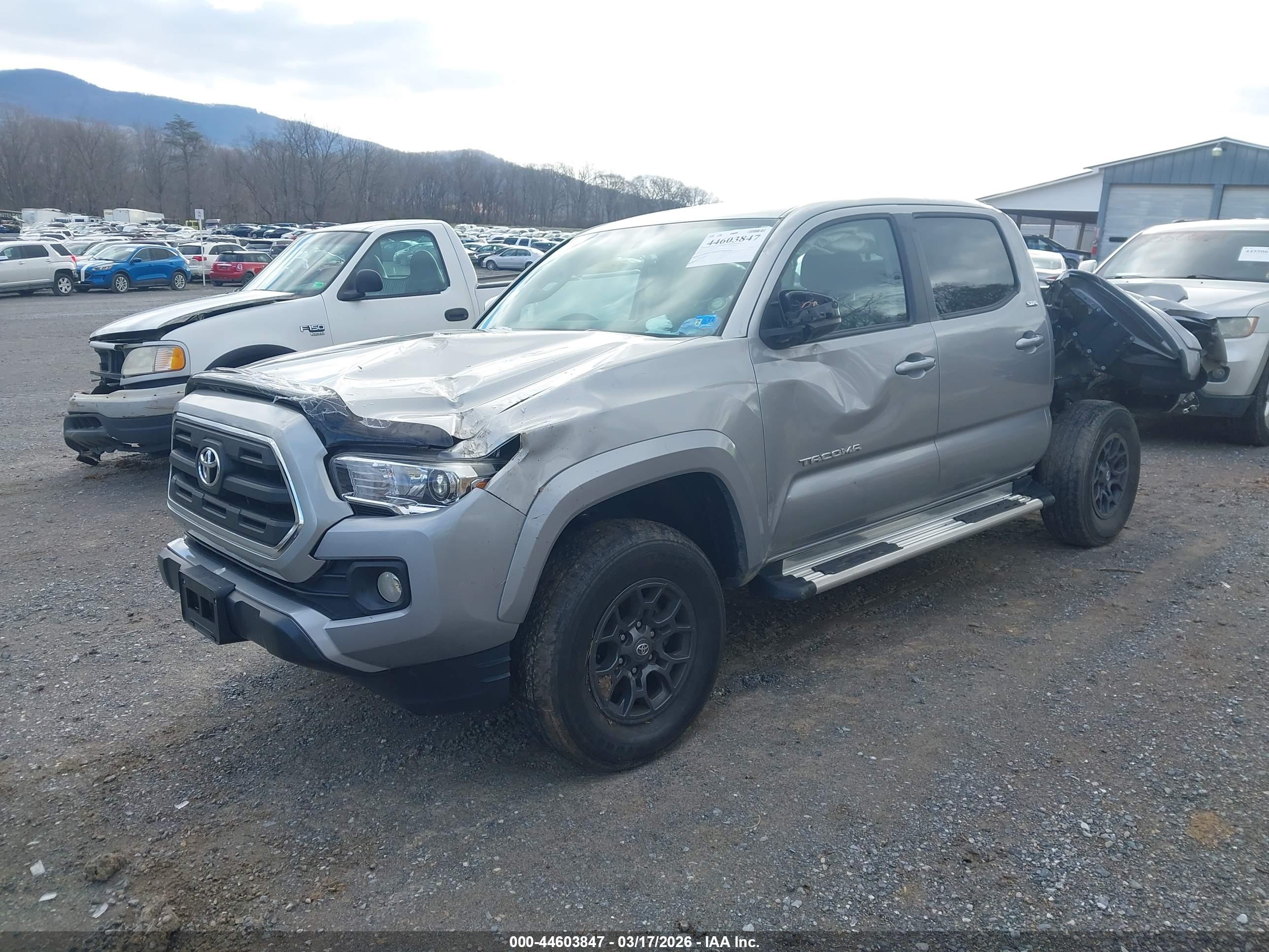 TOYOTA TACOMA image 2