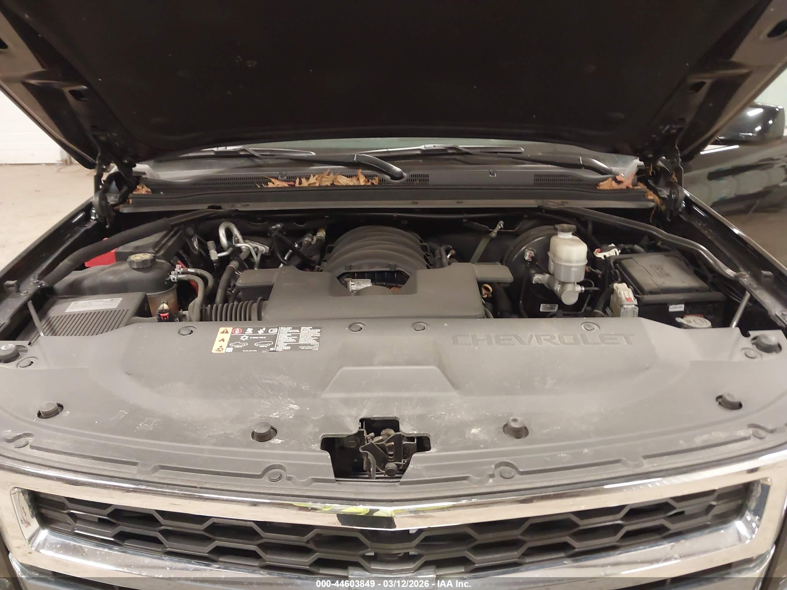 CHEVROLET TAHOE image 10