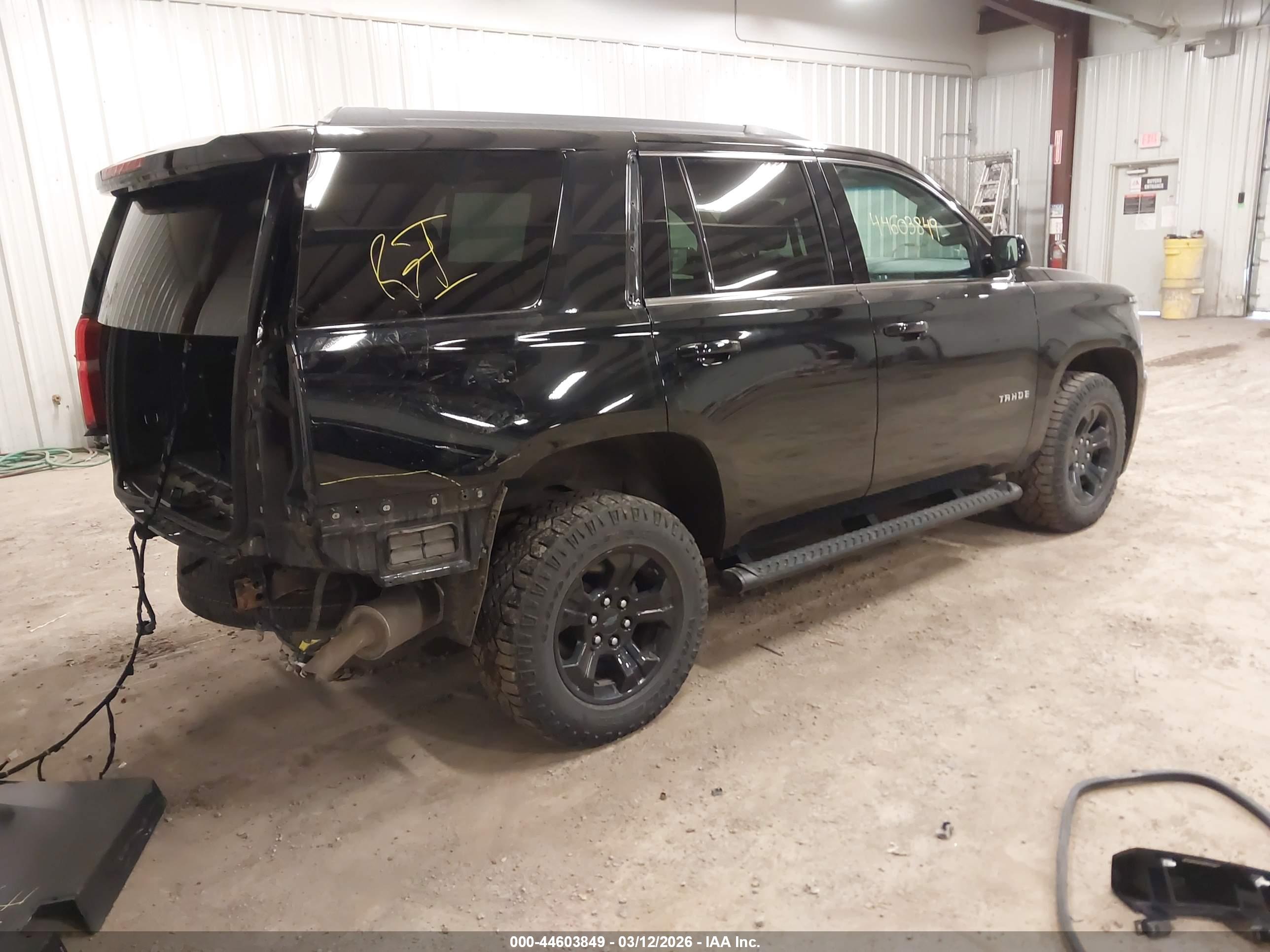 CHEVROLET TAHOE image 4