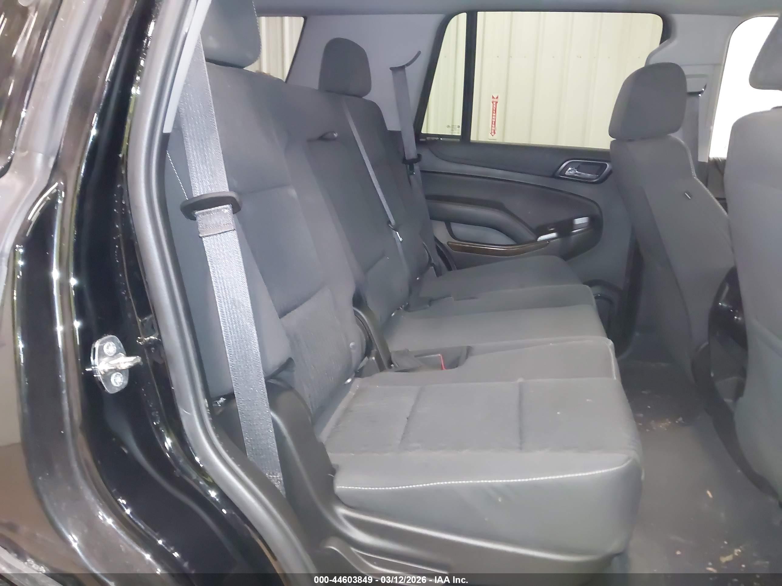 CHEVROLET TAHOE image 8