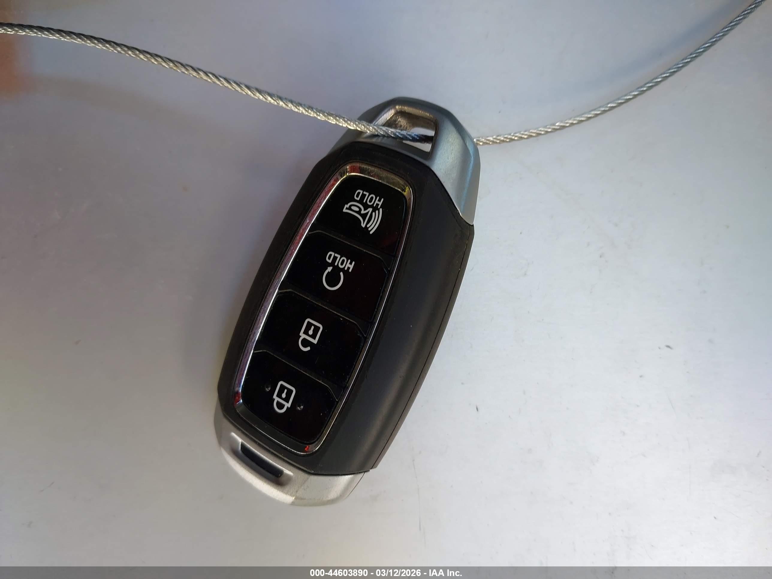HYUNDAI VENUE image 11