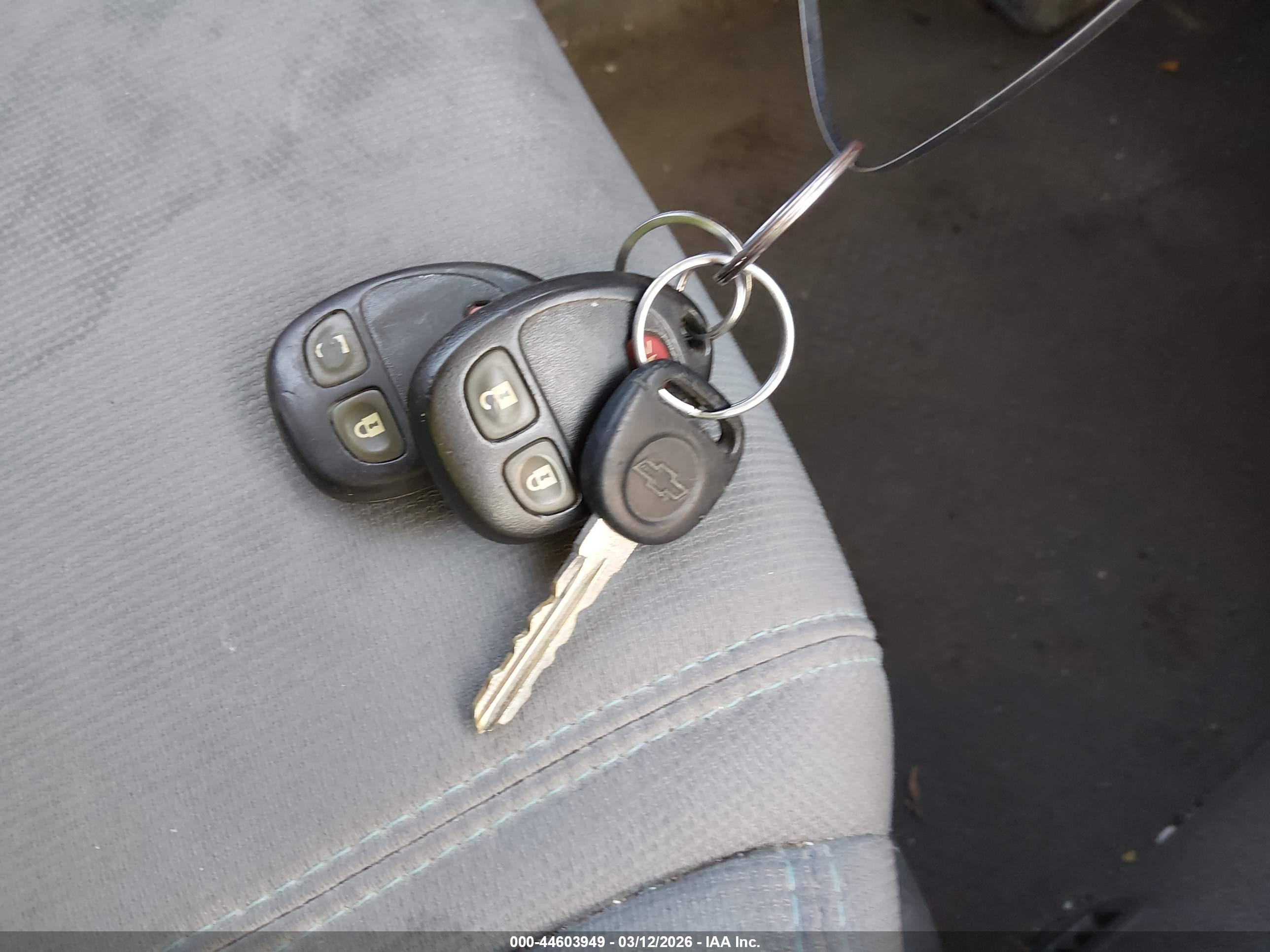 CHEVROLET TRAVERSE image 11