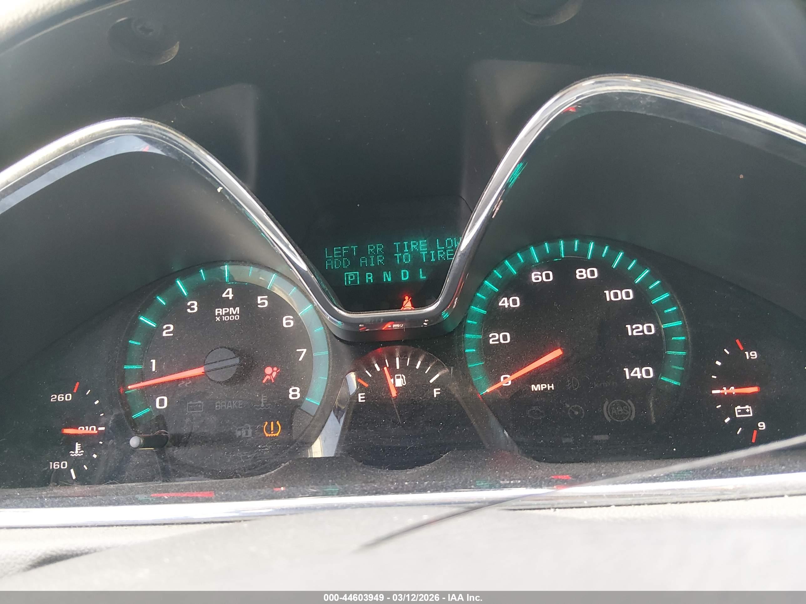 CHEVROLET TRAVERSE image 7