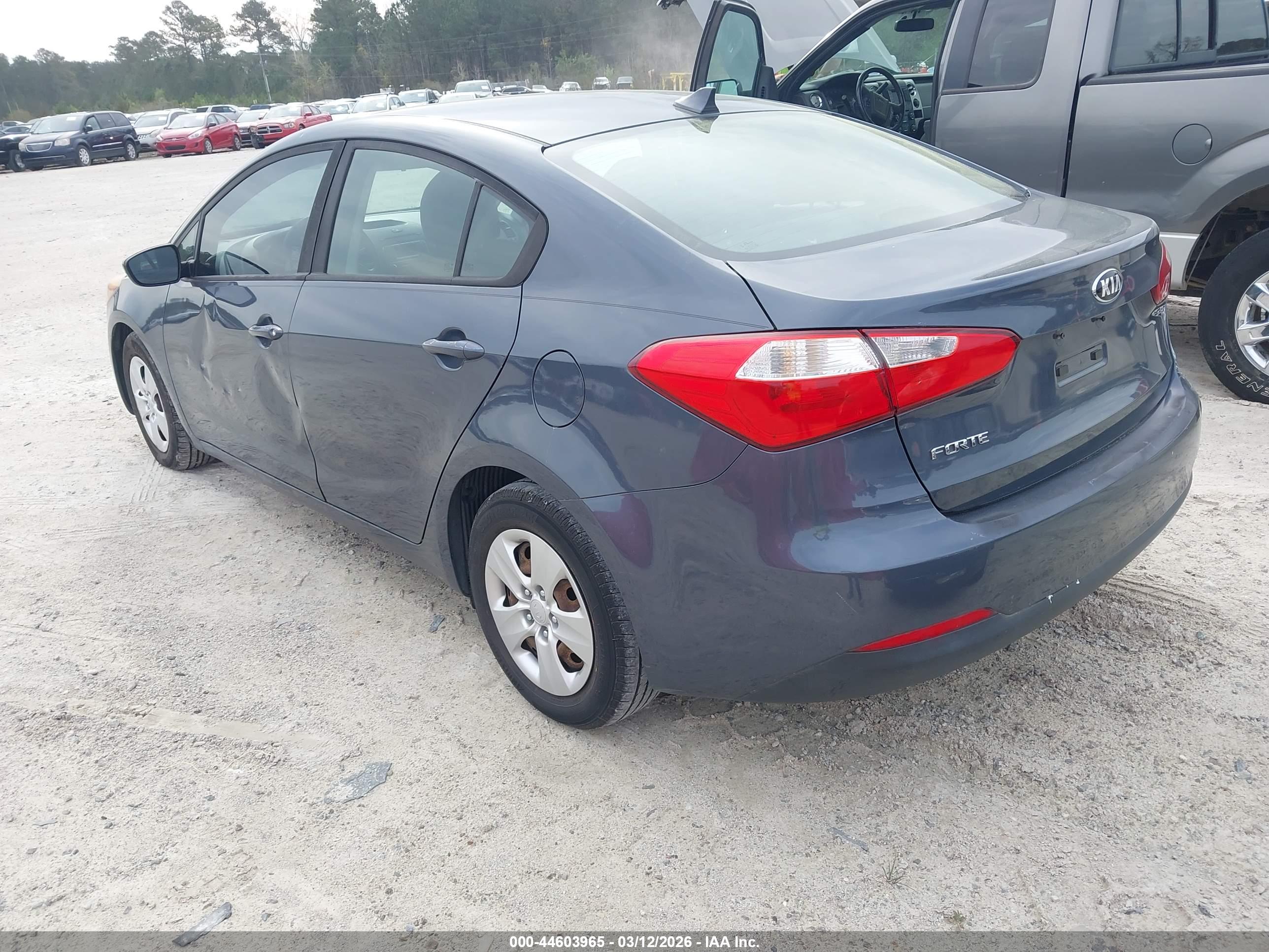 KIA FORTE image 3