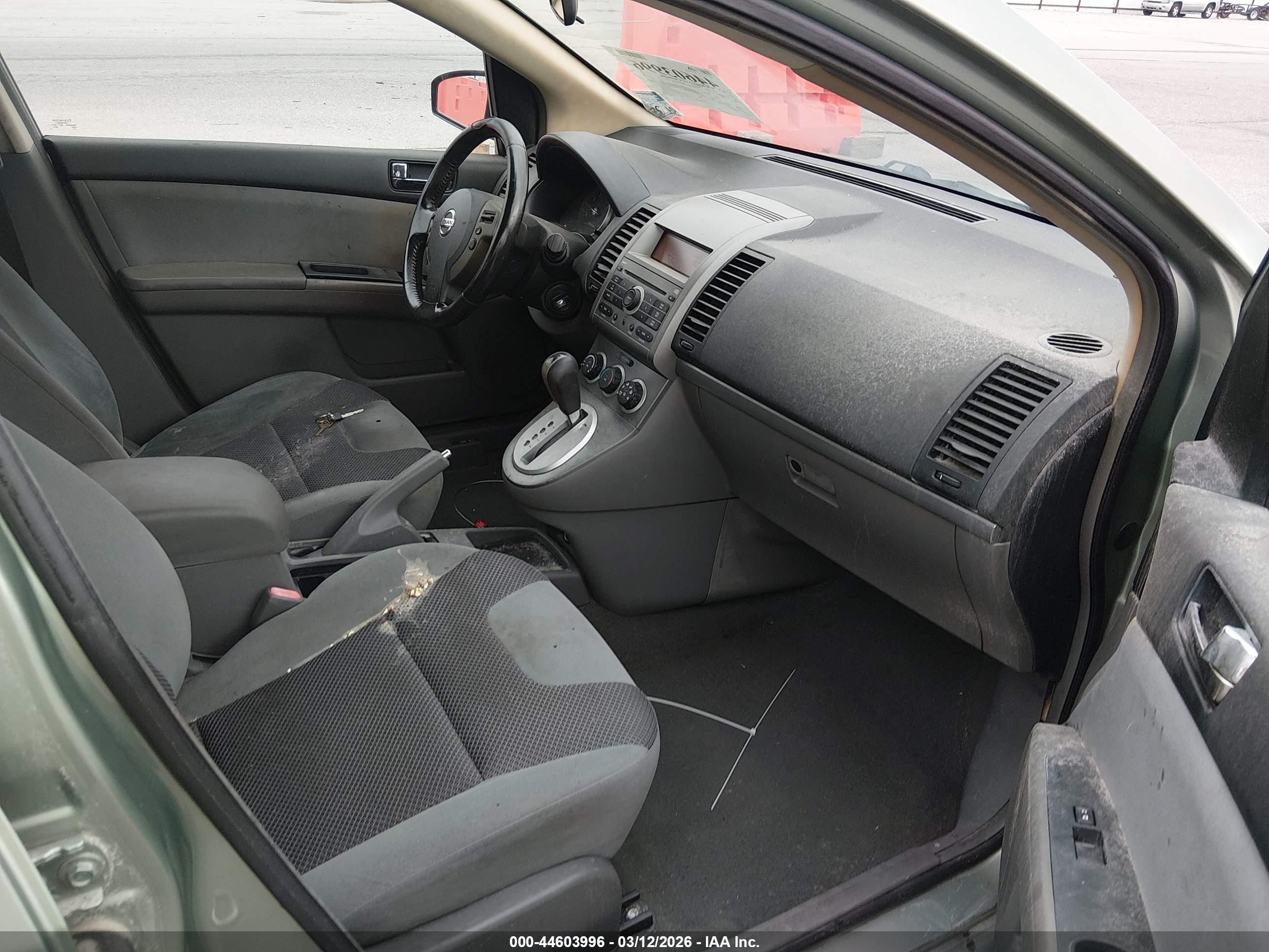 NISSAN SENTRA image 5