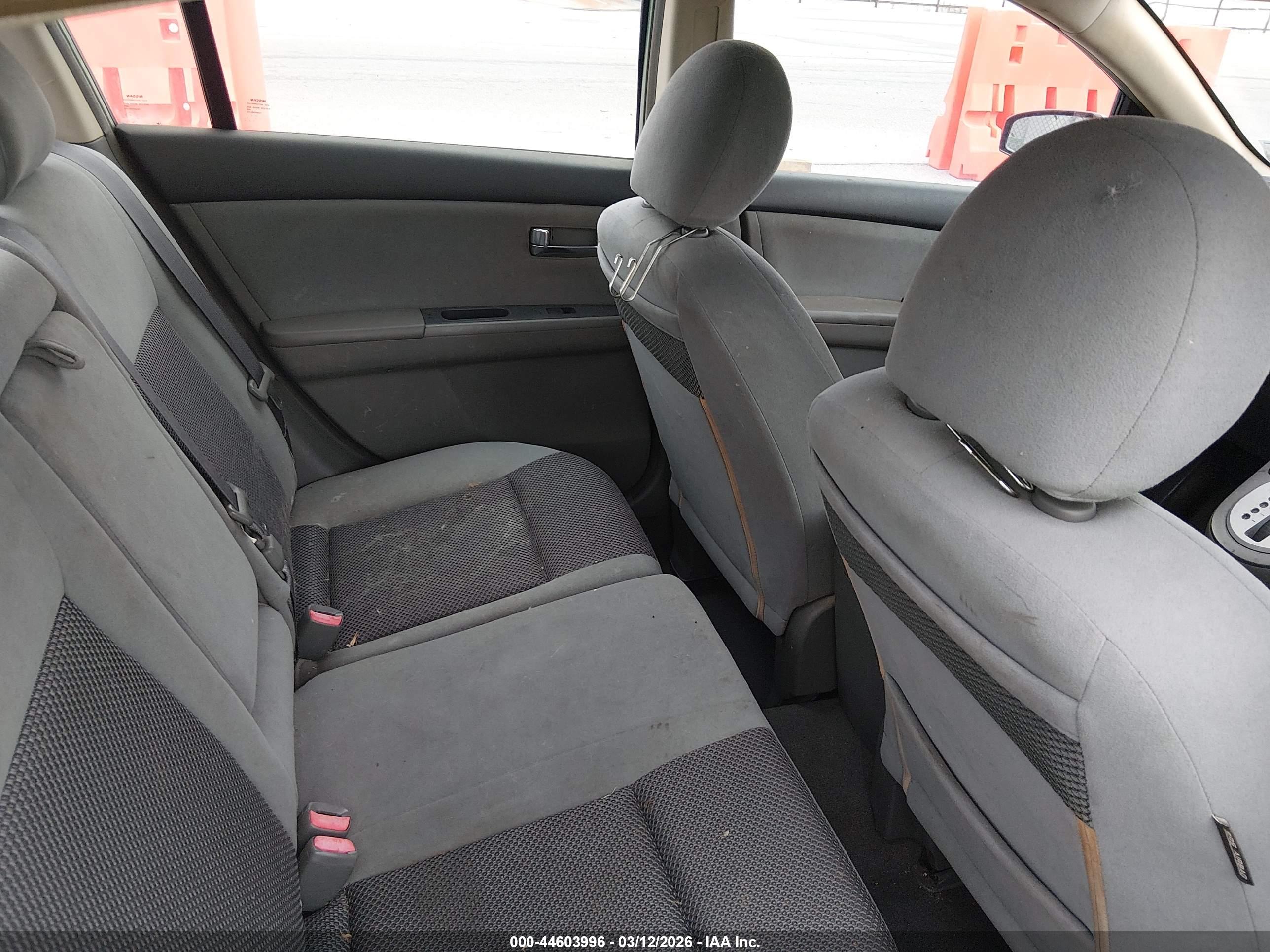 NISSAN SENTRA image 8