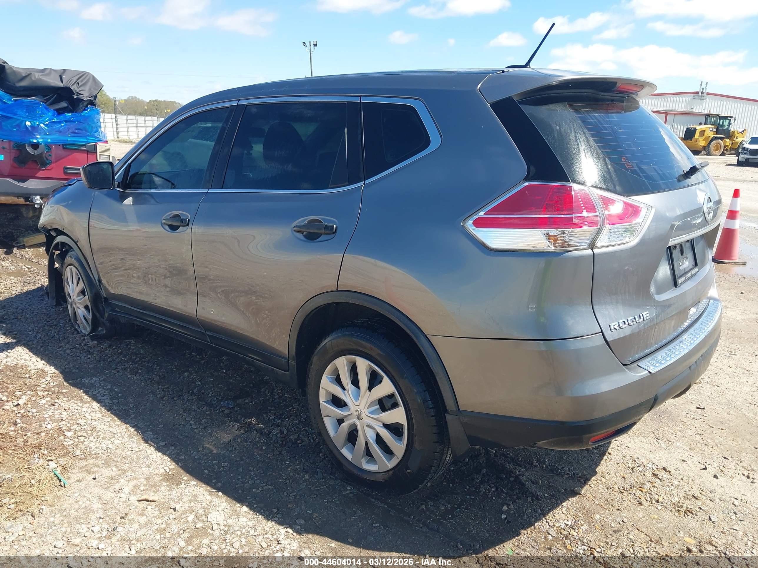 NISSAN ROGUE image 3