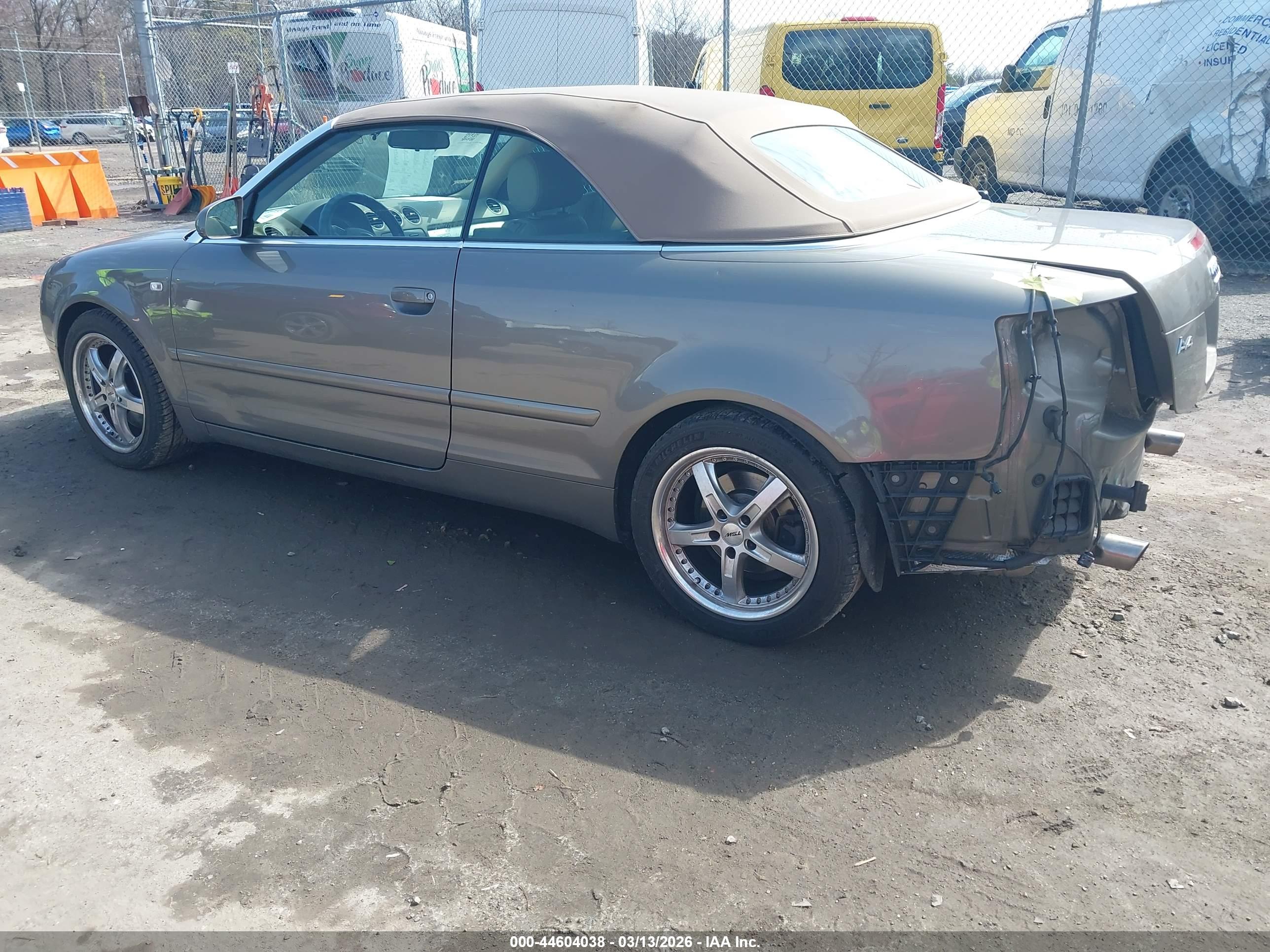 AUDI A4 image 3