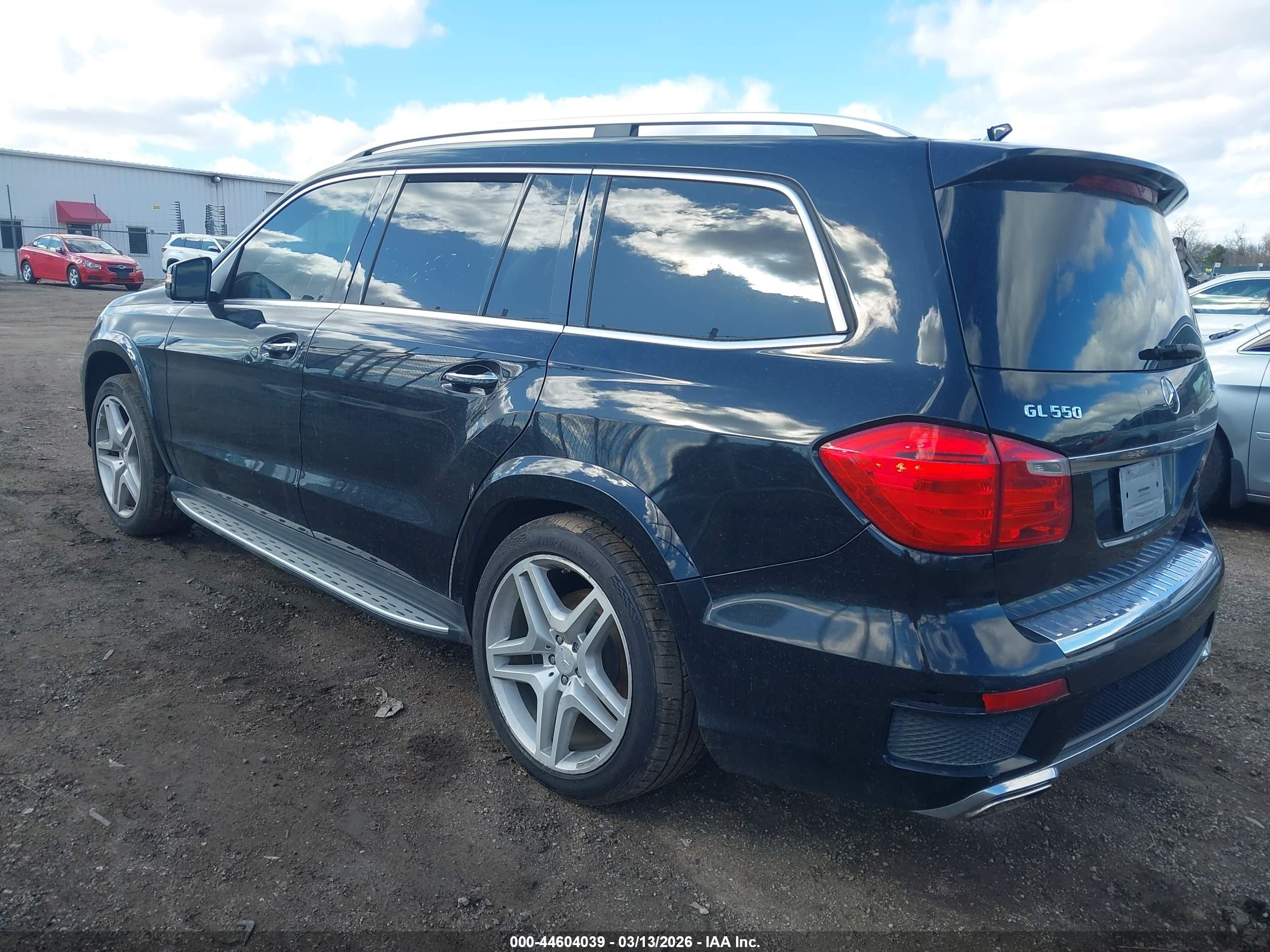 MERCEDES-BENZ GL-CLASS image 3