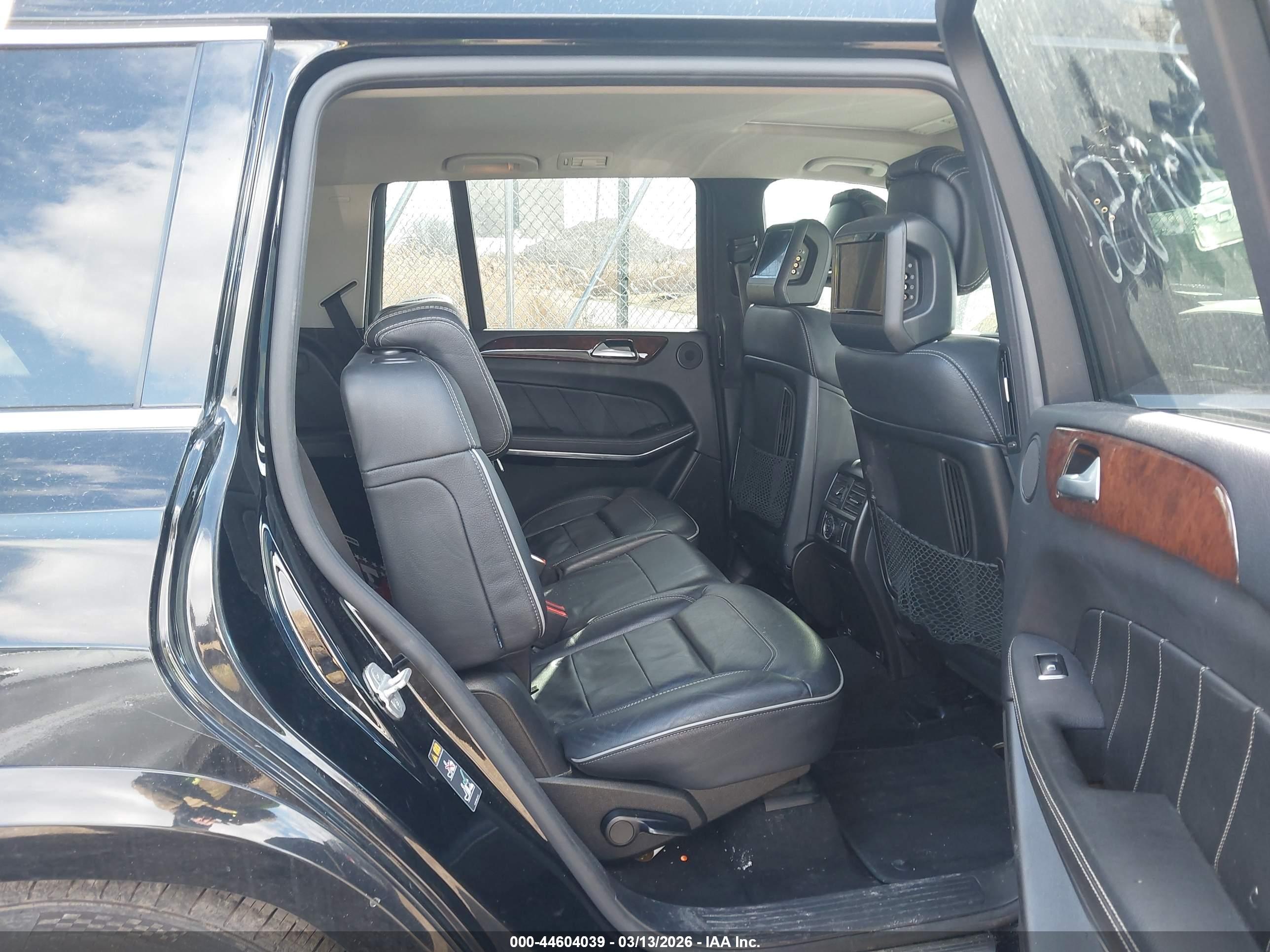 MERCEDES-BENZ GL-CLASS image 8