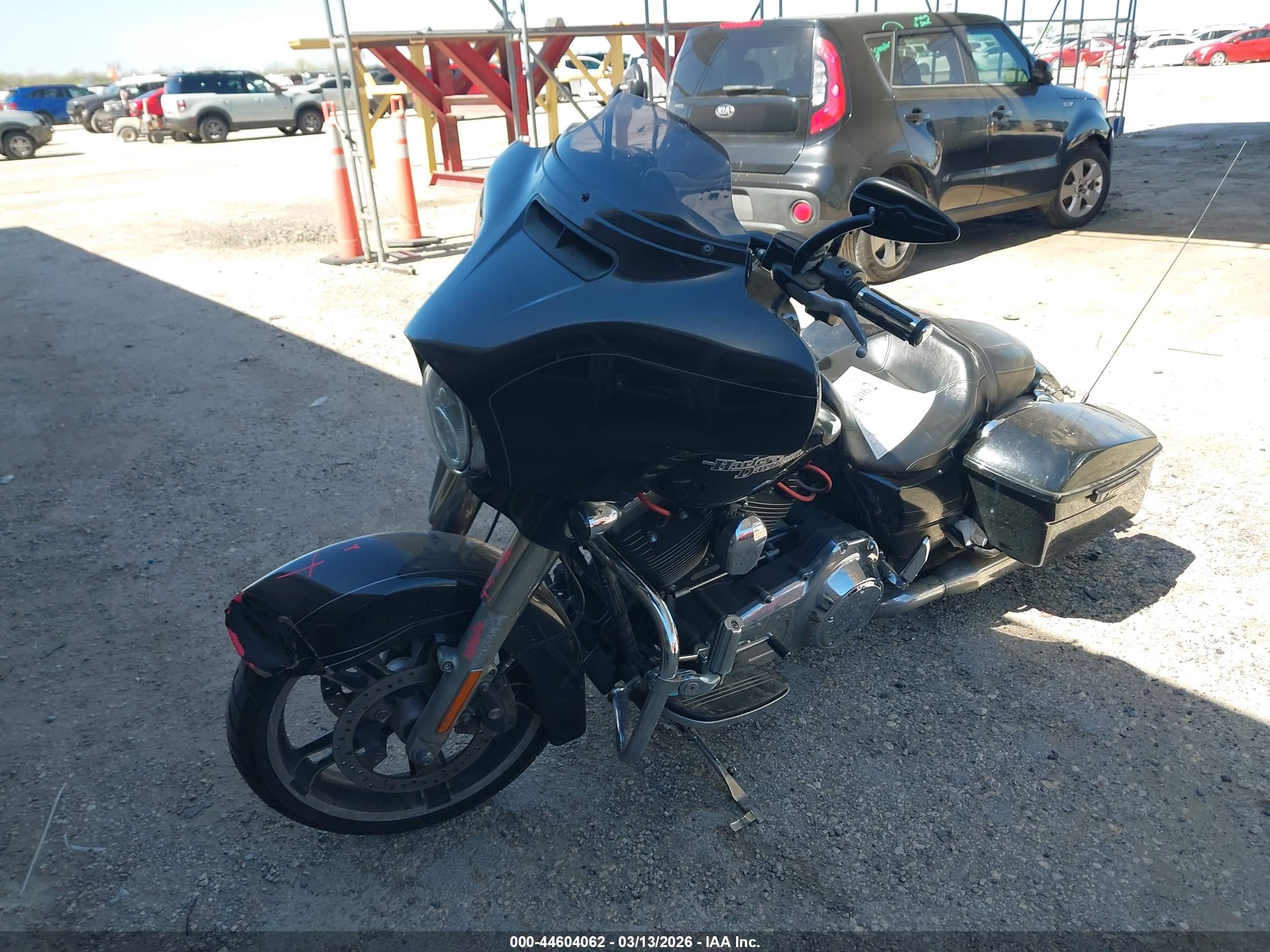 HARLEY-DAVIDSON FLHXS image 2