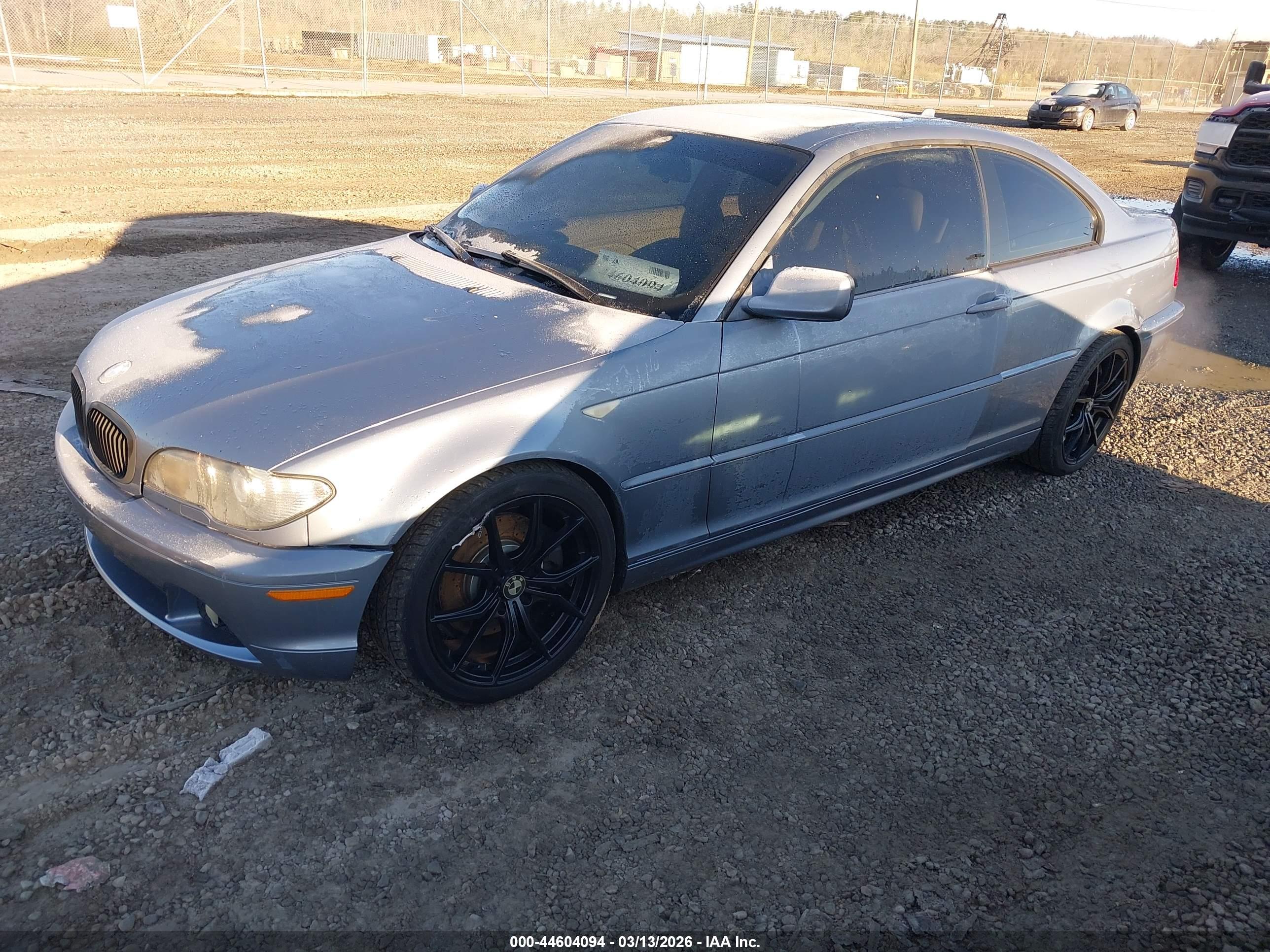 BMW 330CI image 2