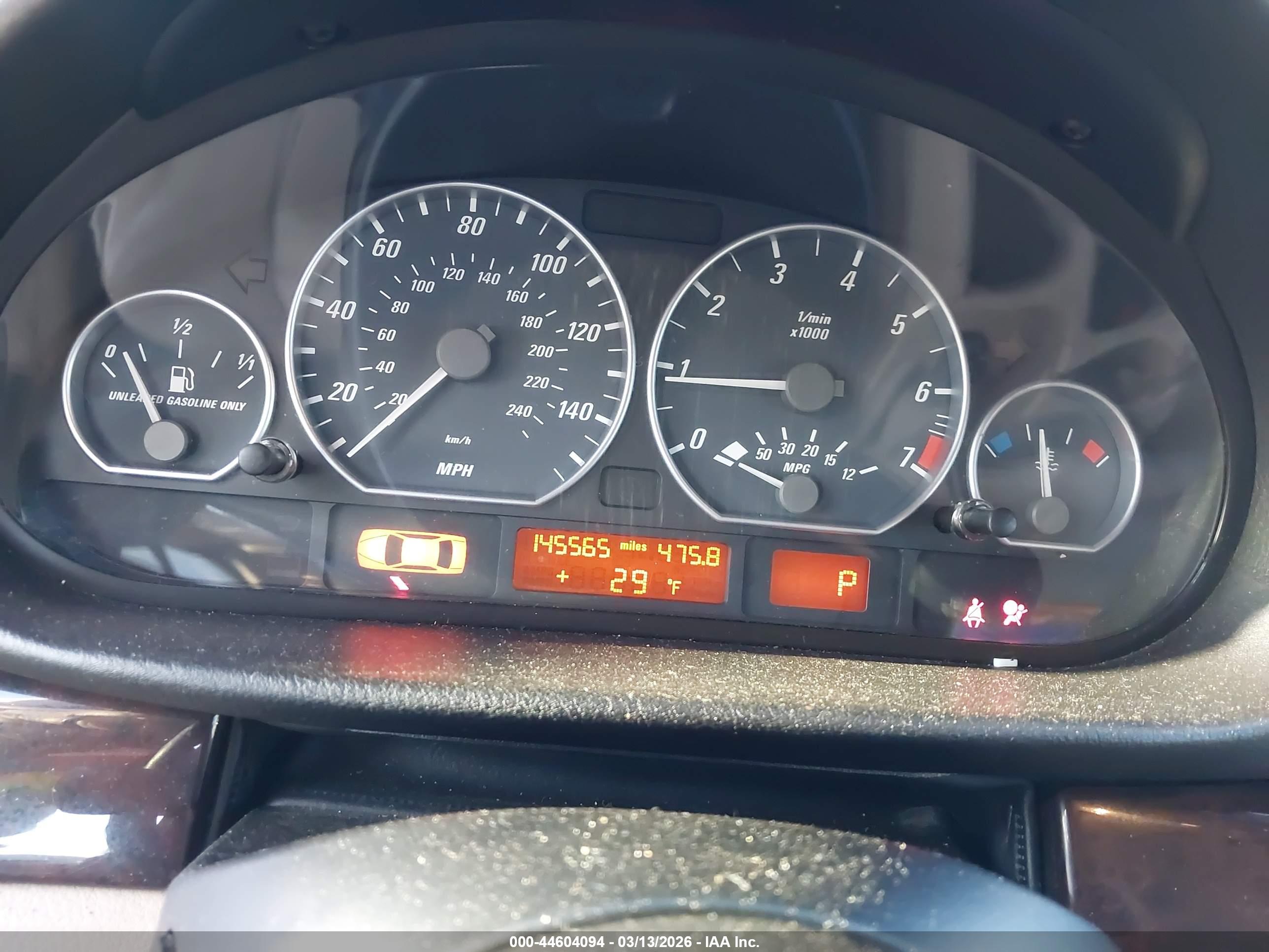 BMW 330CI image 7