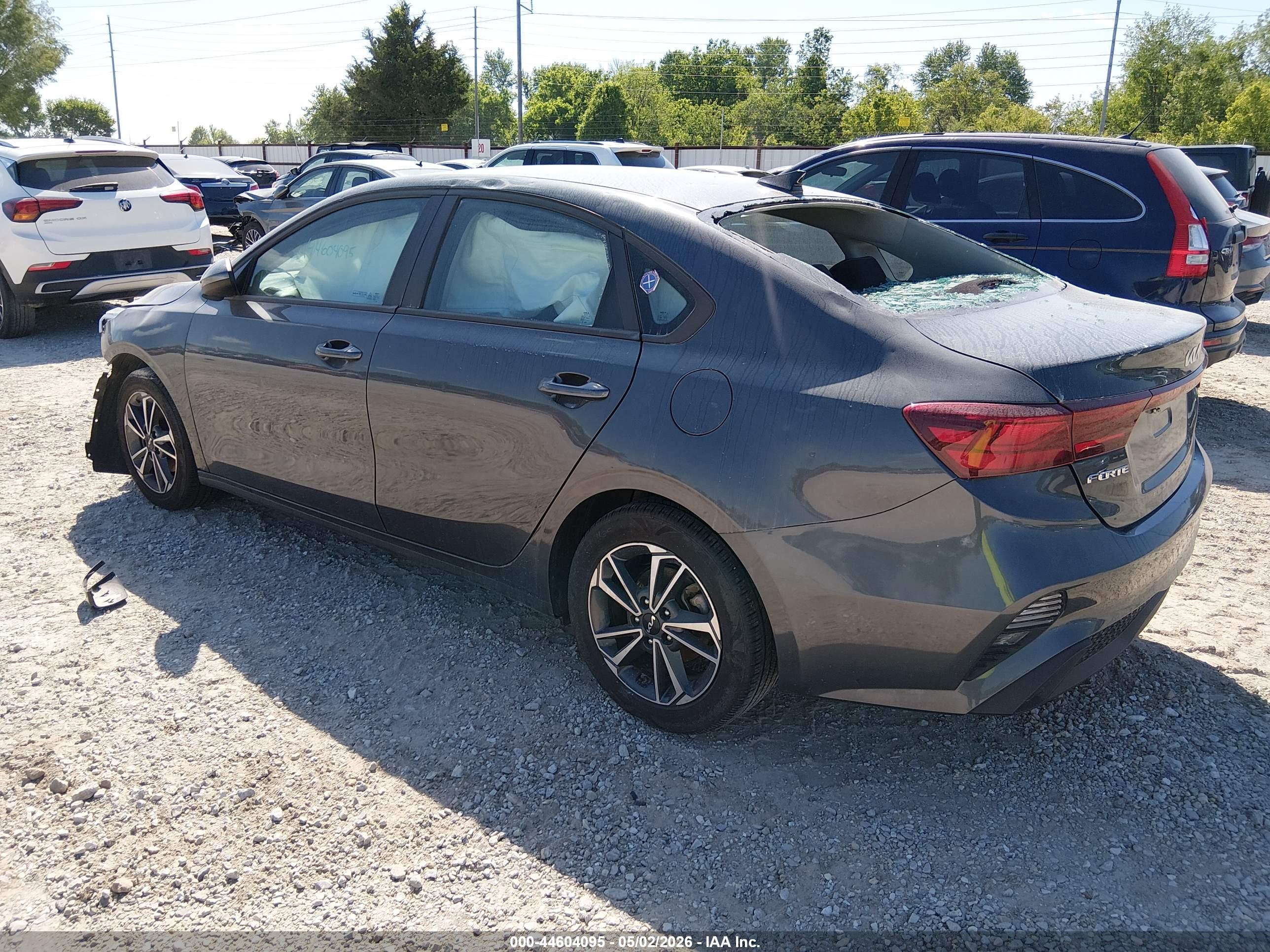 KIA FORTE image 3