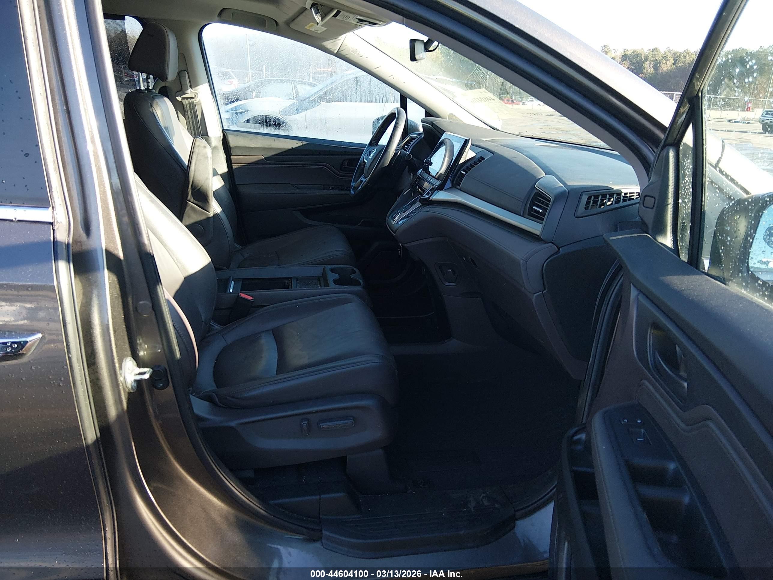 HONDA ODYSSEY image 5