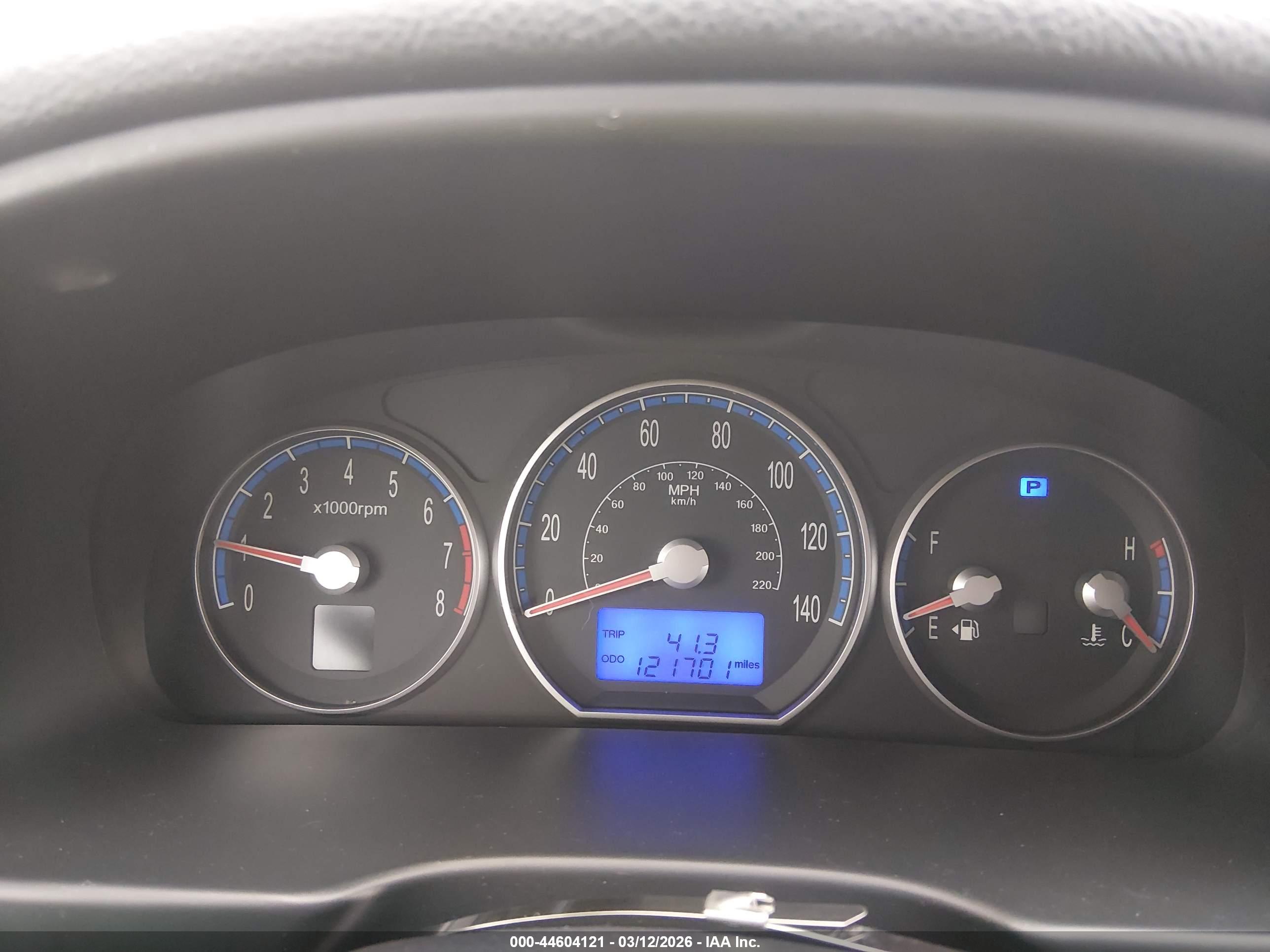 HYUNDAI SANTA image 7
