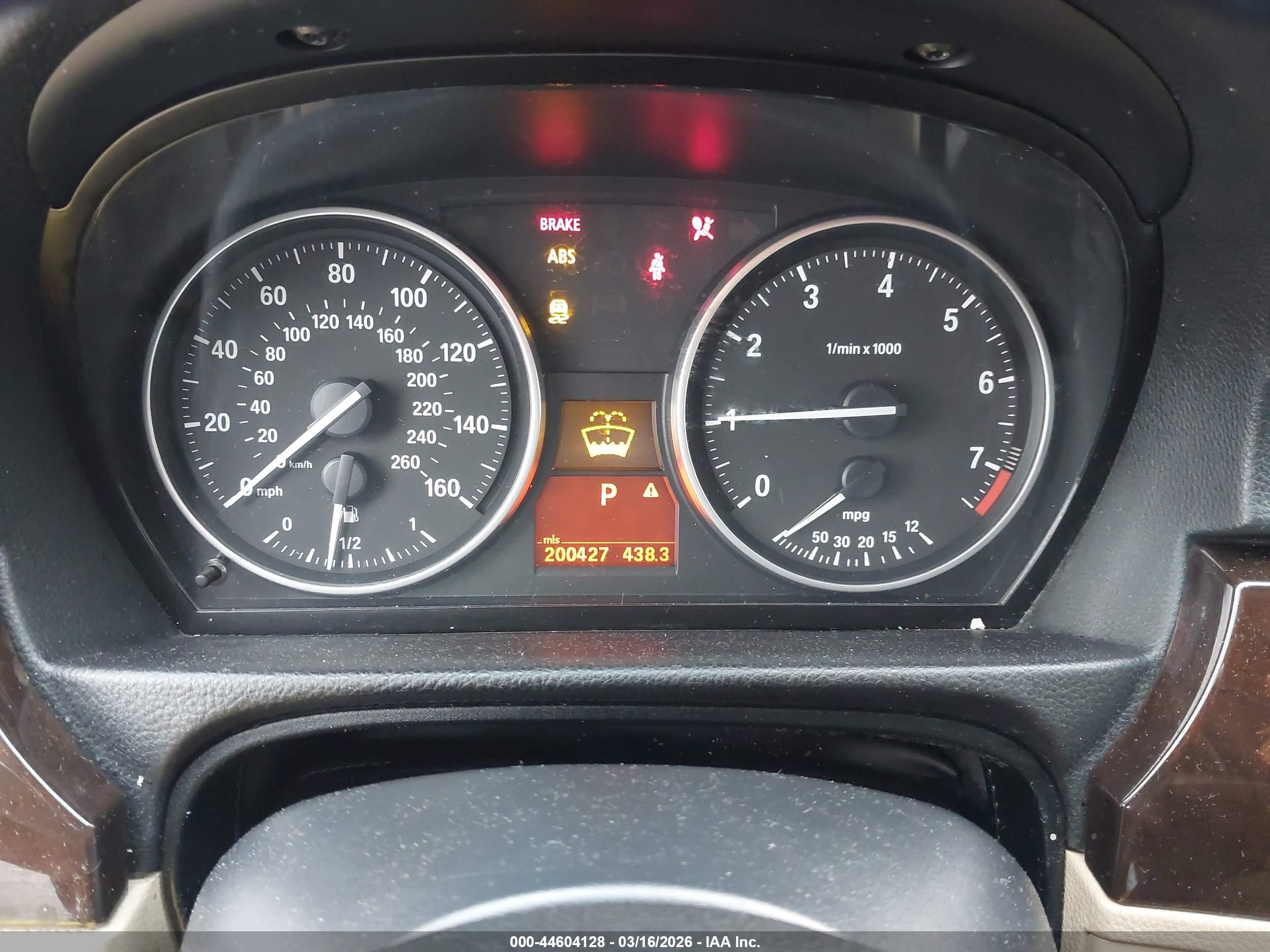 BMW 328I image 7