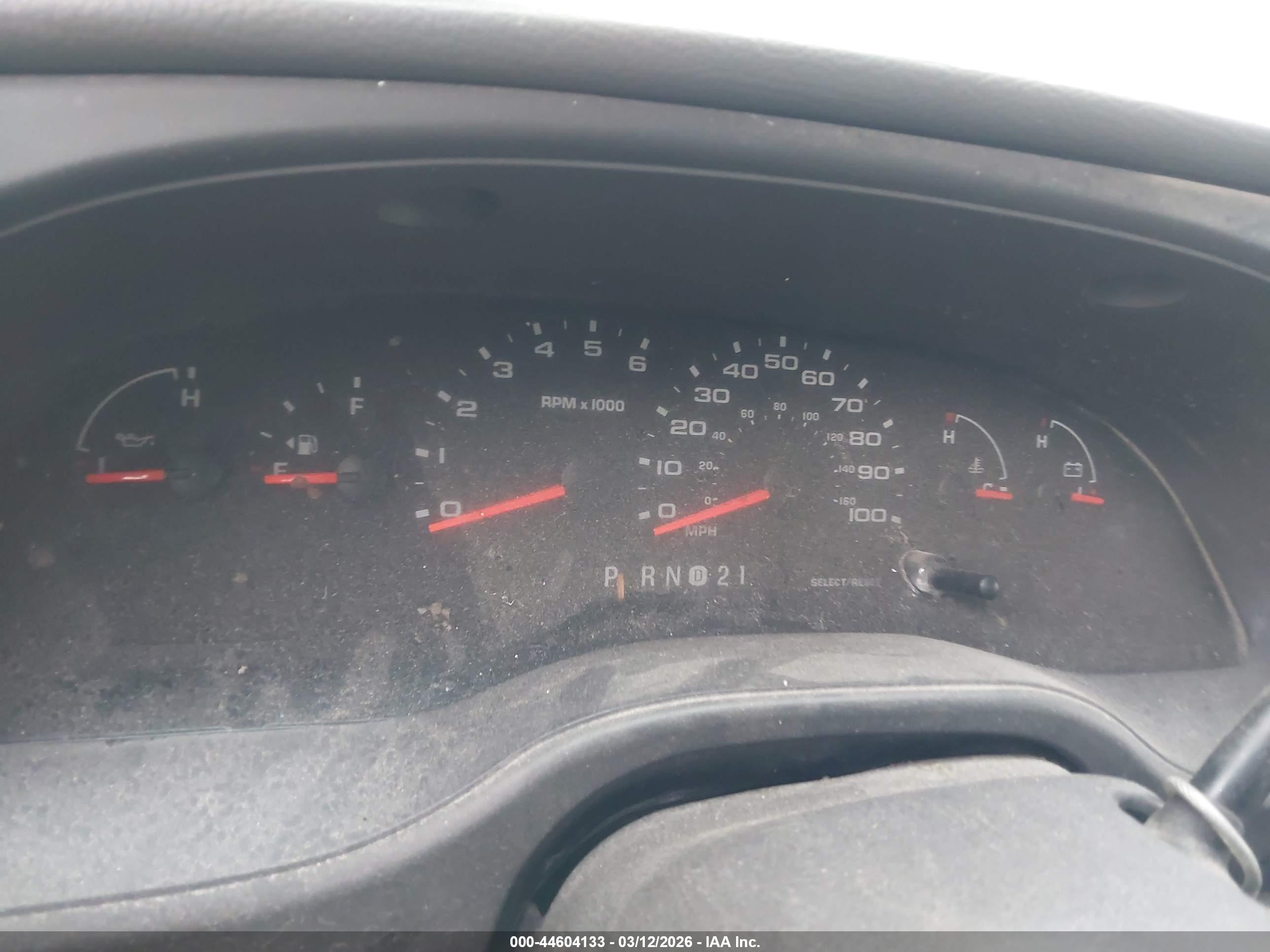 FORD E-350 image 7