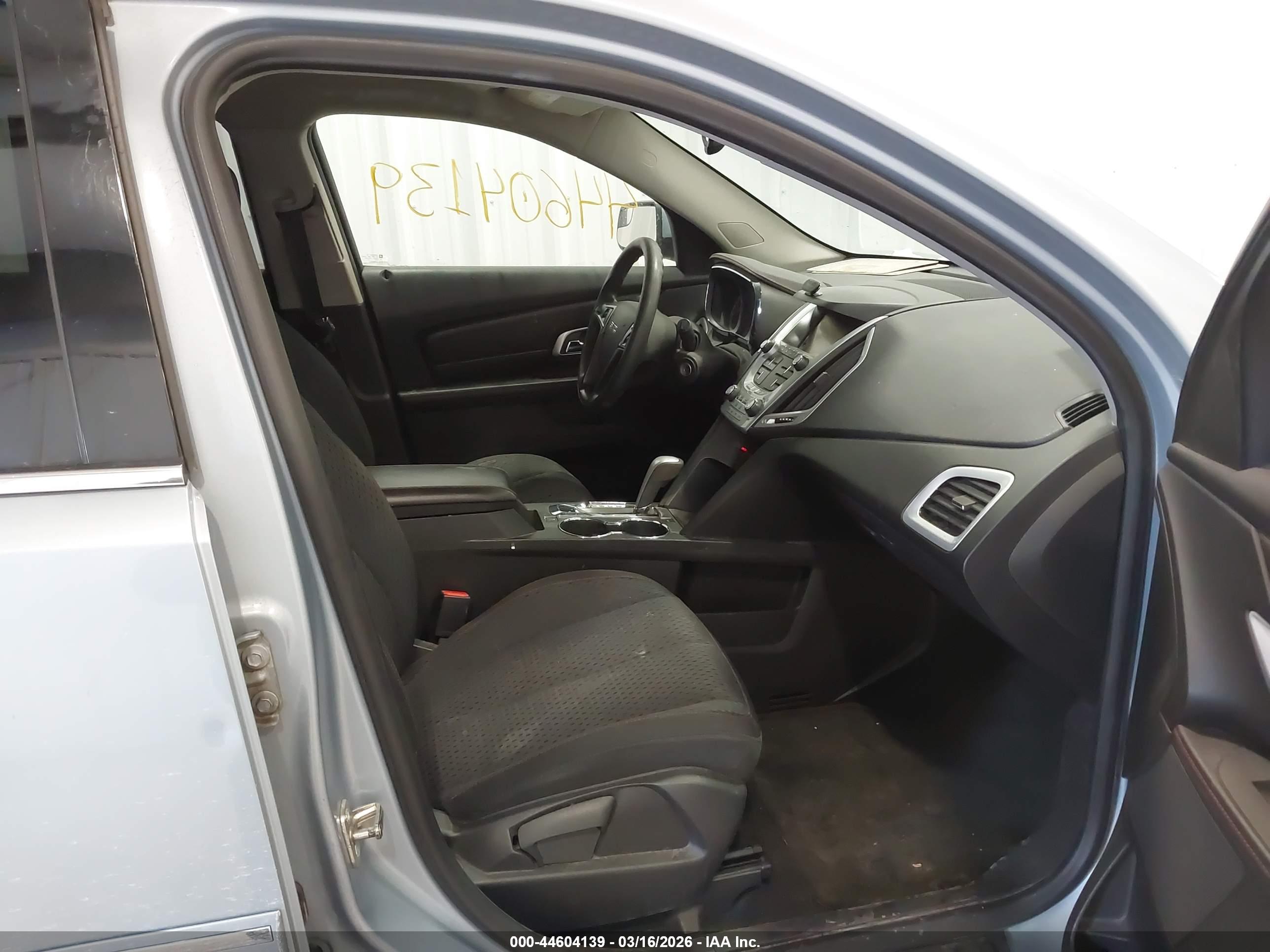 GMC TERRAIN image 5