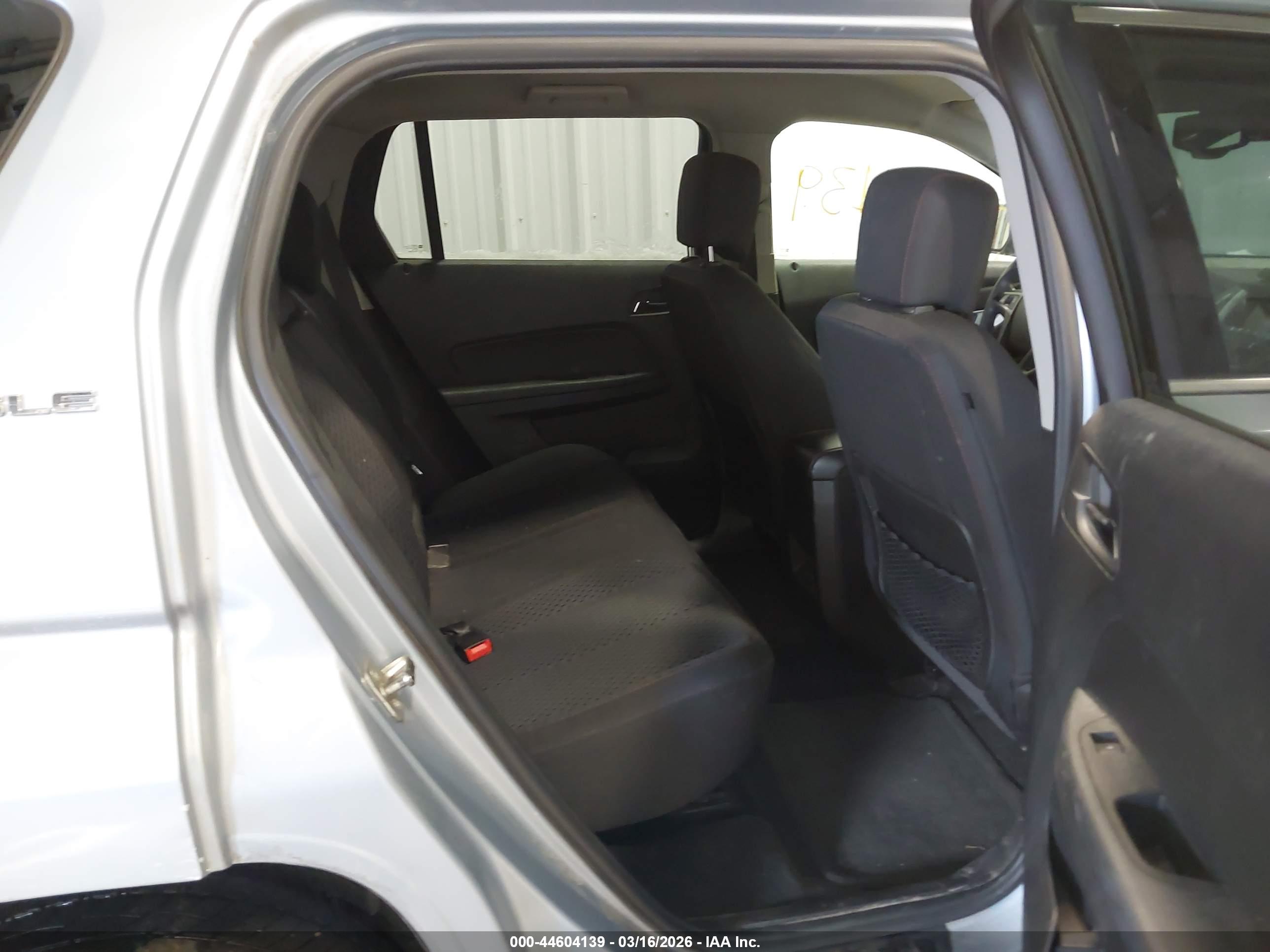 GMC TERRAIN image 8