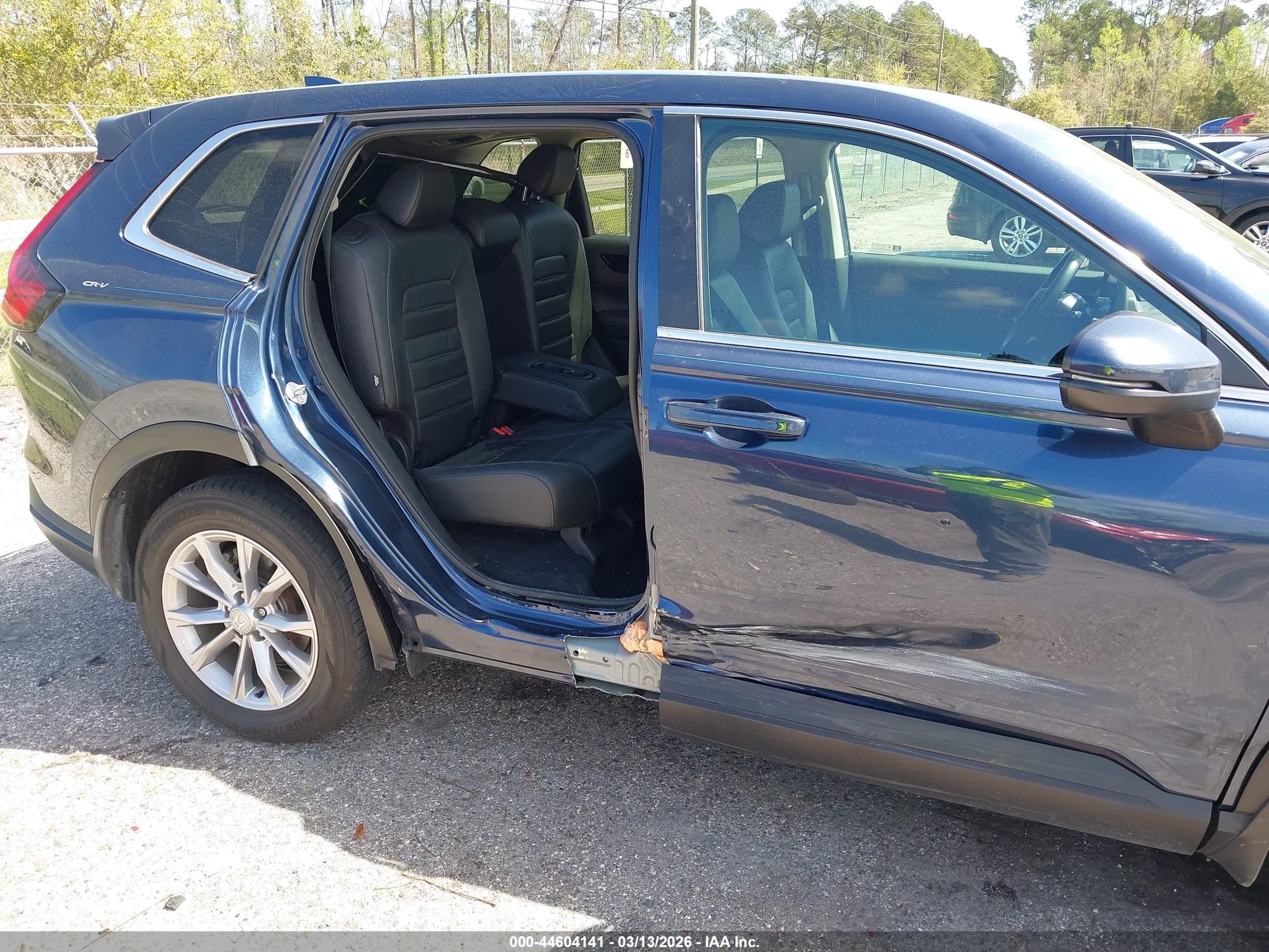 HONDA CR-V image 6