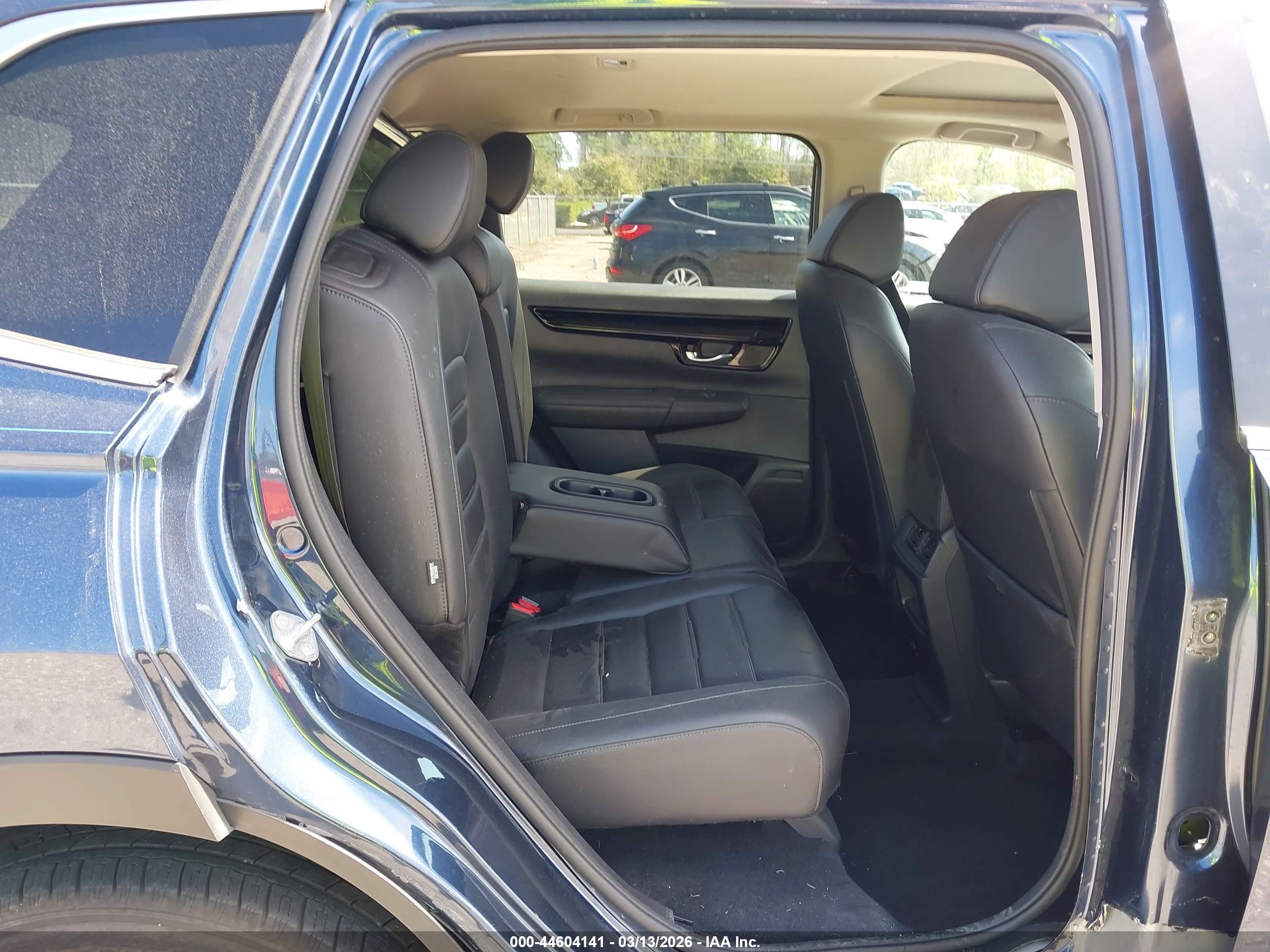HONDA CR-V image 8