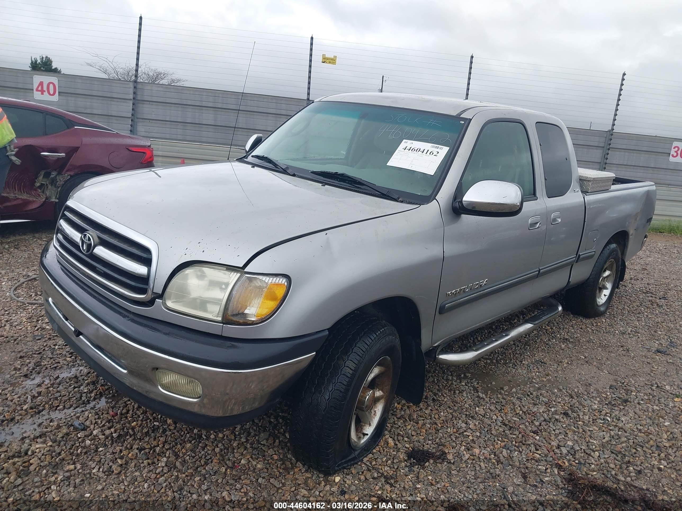 TOYOTA TUNDRA image 2