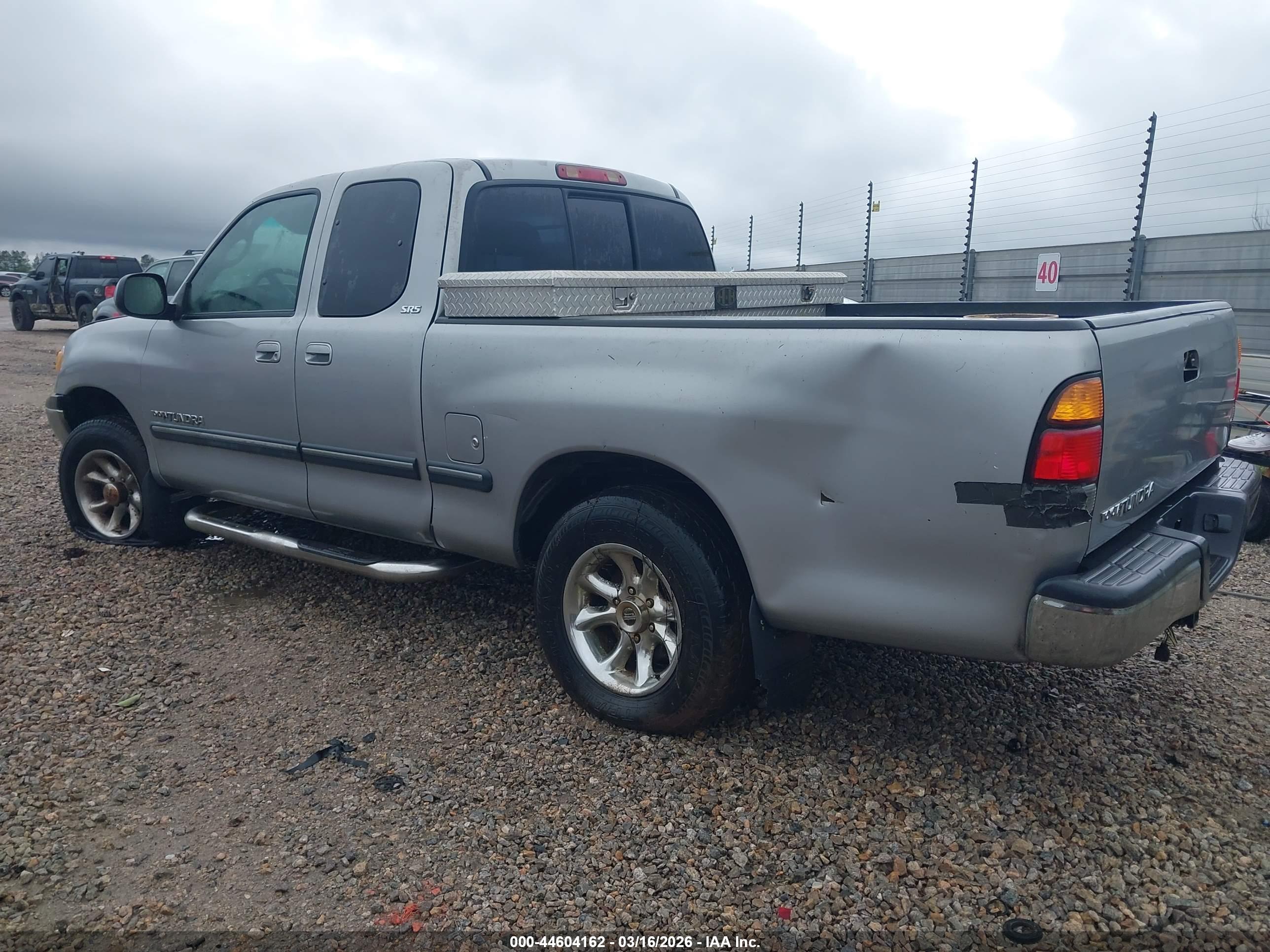 TOYOTA TUNDRA image 3