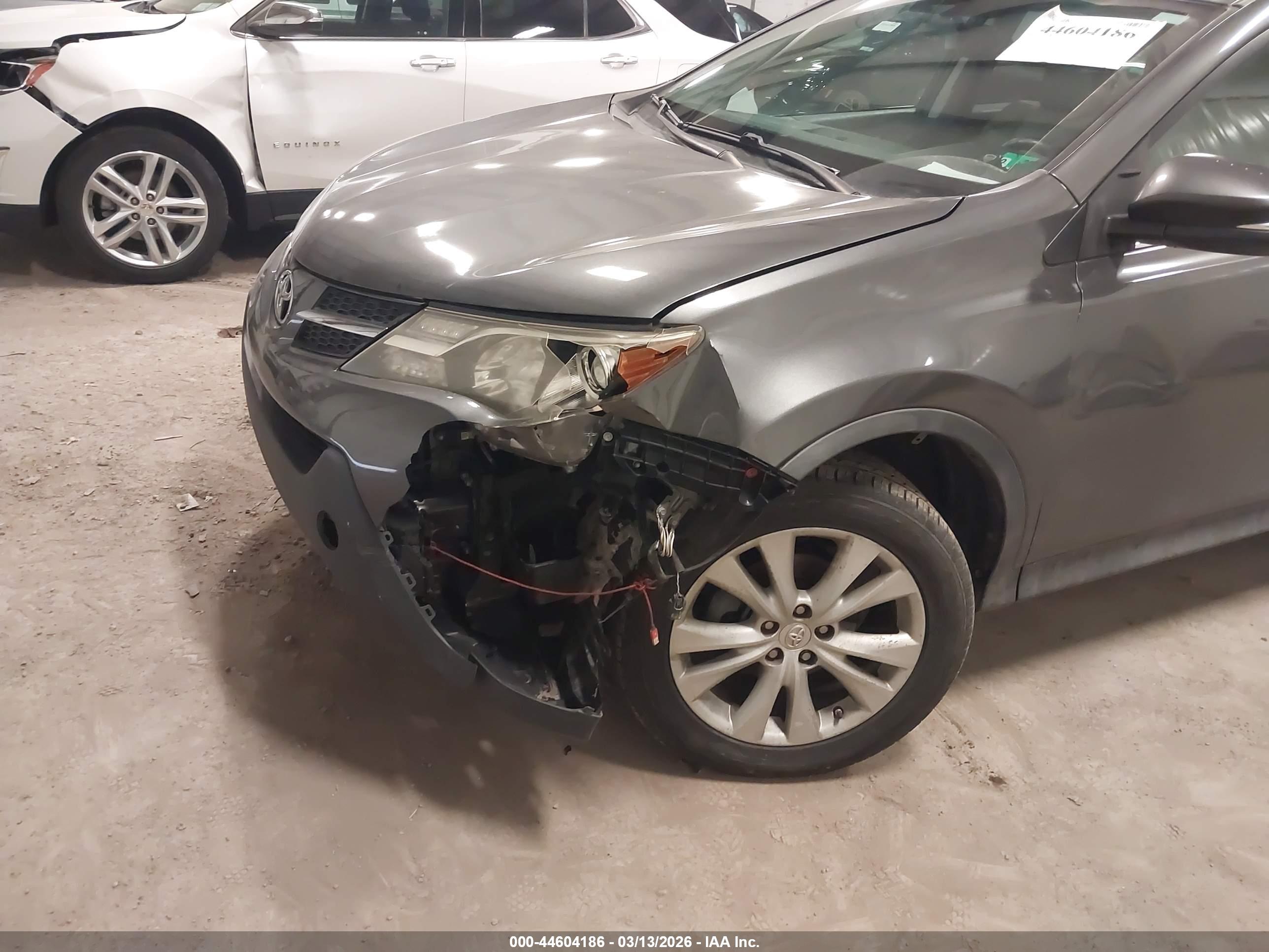 TOYOTA RAV4 image 6