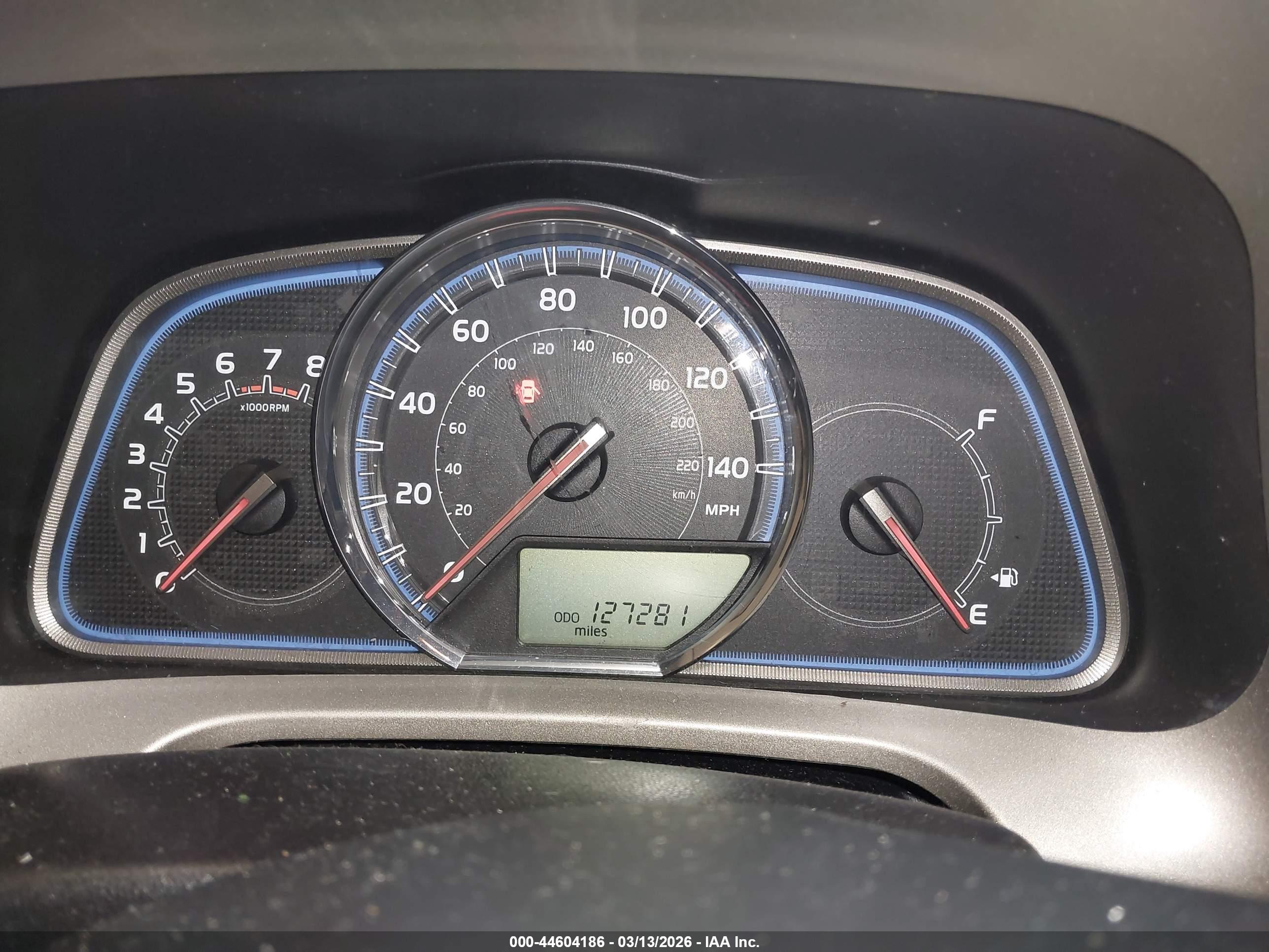 TOYOTA RAV4 image 7